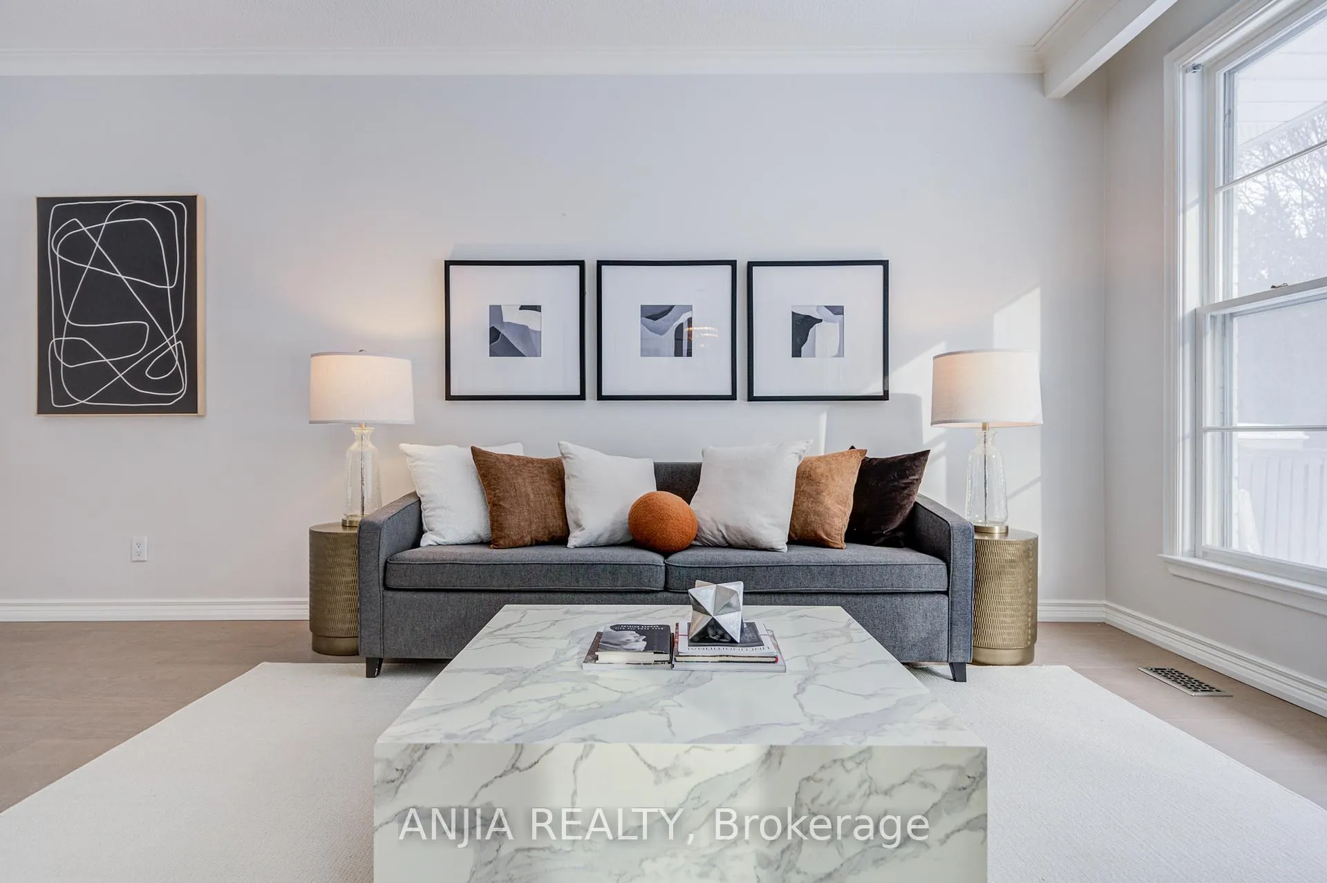 Photo 13 of 11 Drakefield Road, Markham, Bullock — HOMEH