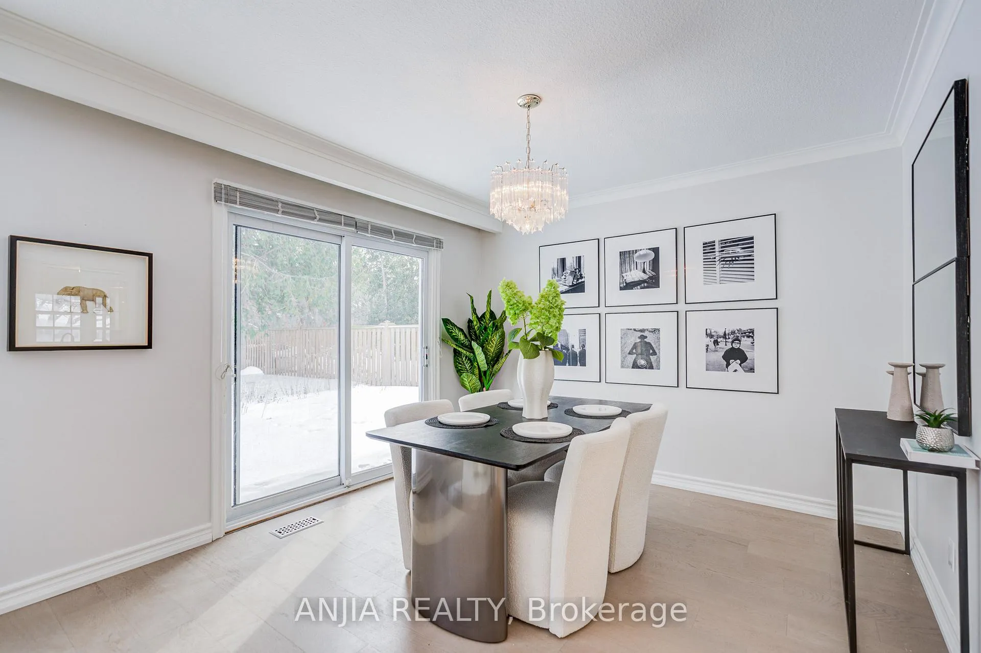 Photo 16 of 11 Drakefield Road, Markham, Bullock — HOMEH