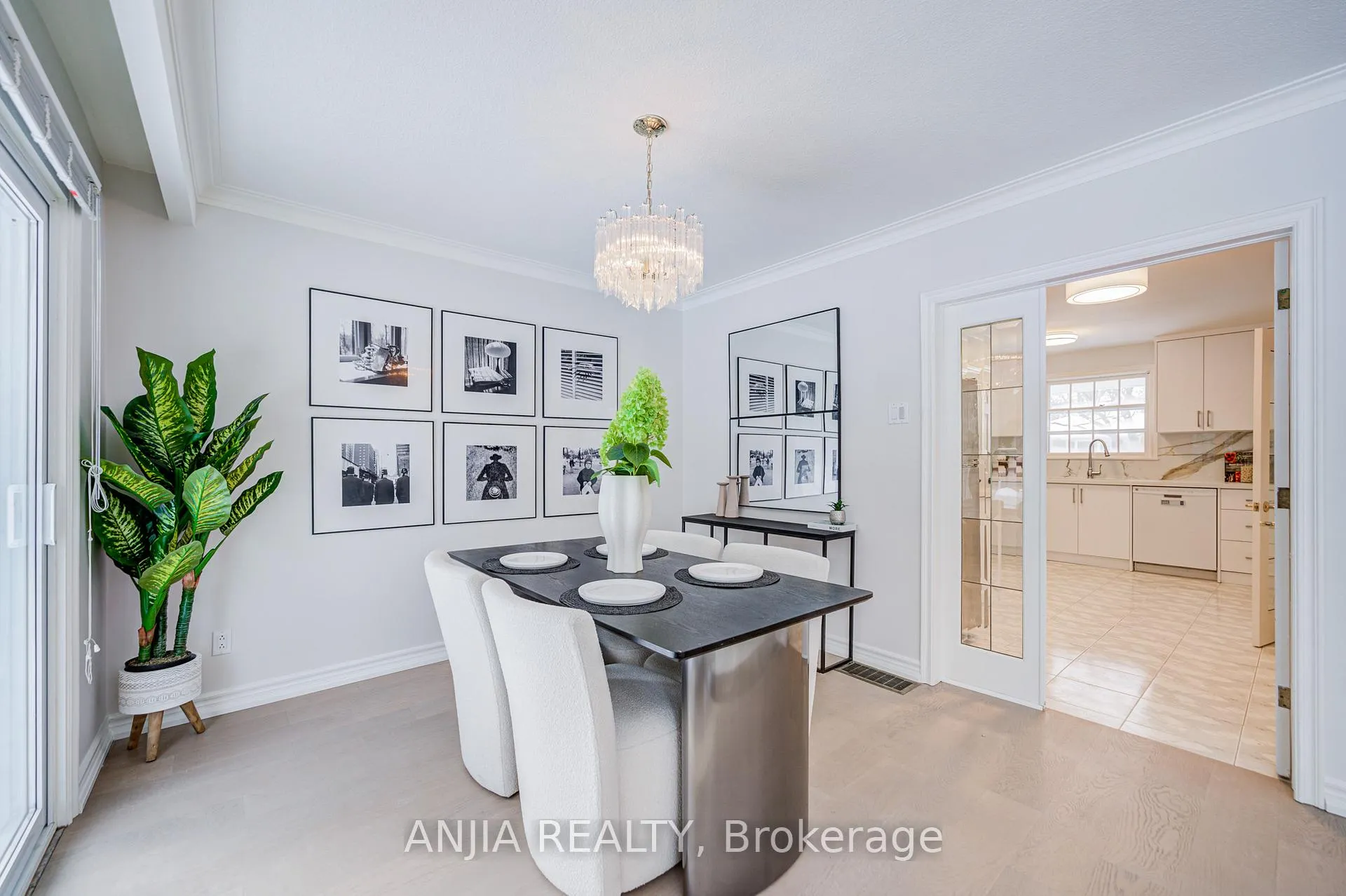 Photo 18 of 11 Drakefield Road, Markham, Bullock — HOMEH