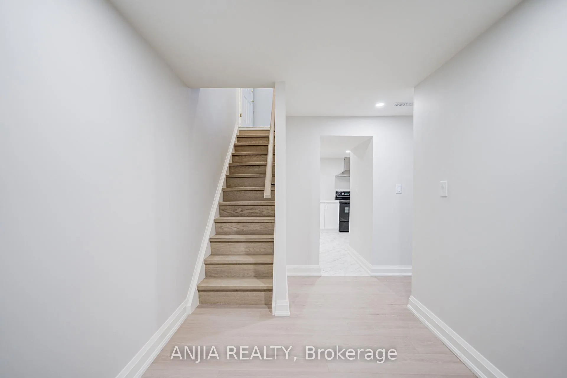 Photo 40 of 11 Drakefield Road, Markham, Bullock — HOMEH