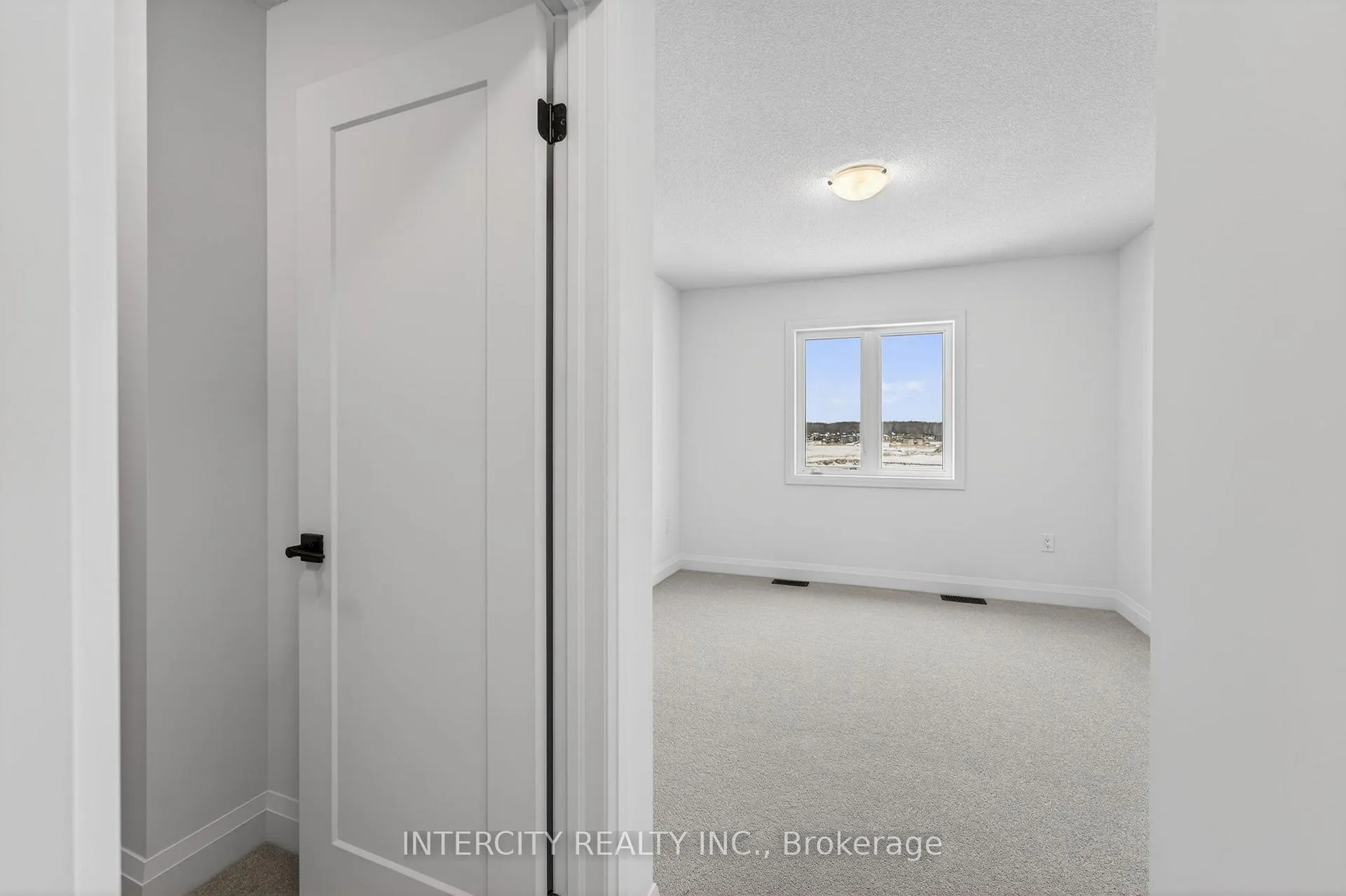 Photo 39 of 32 Legacy Circle, Wasaga Beach — HOMEH