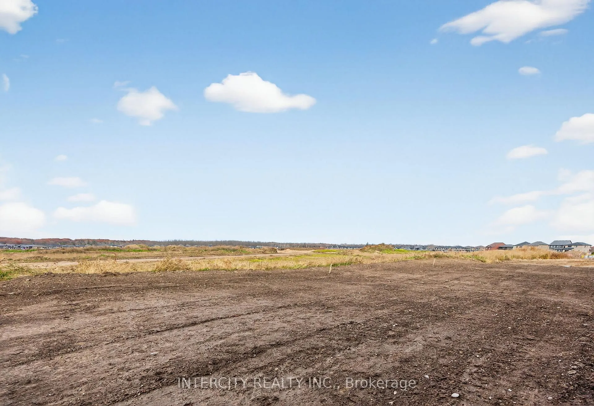 Photo 50 of 32 Legacy Circle, Wasaga Beach — HOMEH