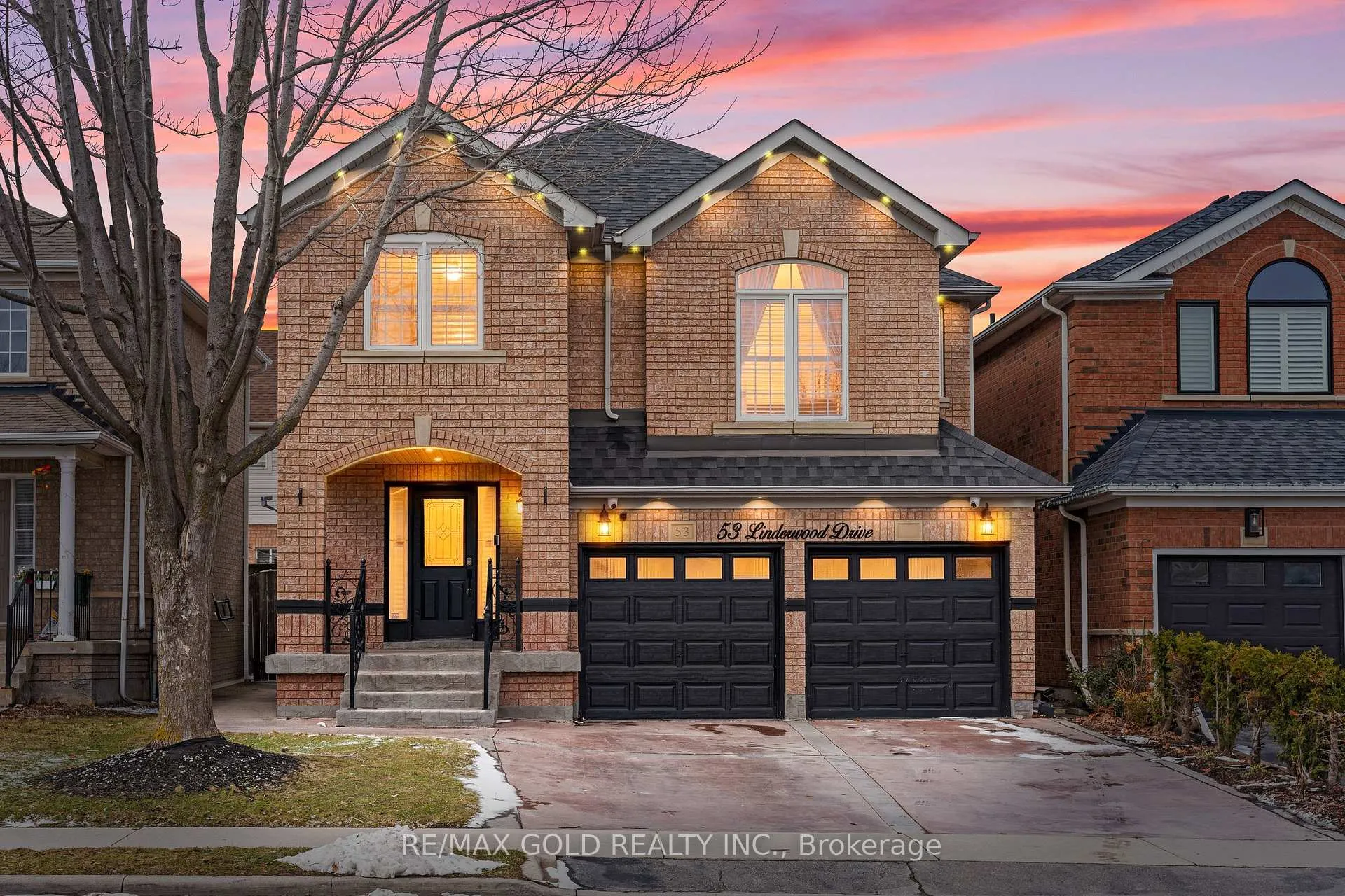 Photo 1 of 53 Linderwood Drive, Brampton, Fletcher's Meadow — HOMEH