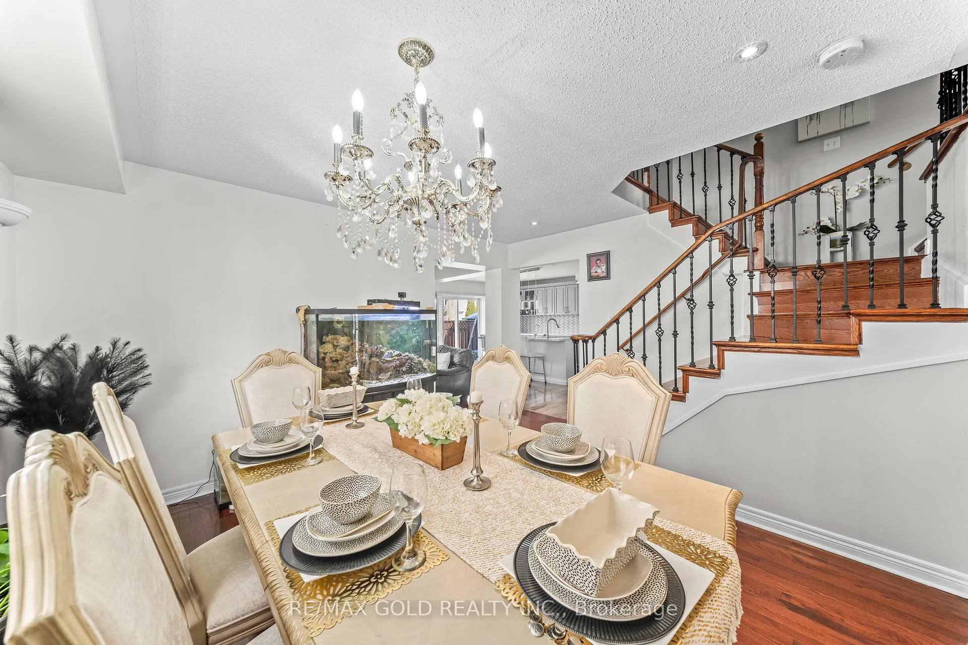 Photo 14 of 53 Linderwood Drive, Brampton, Fletcher's Meadow — HOMEH