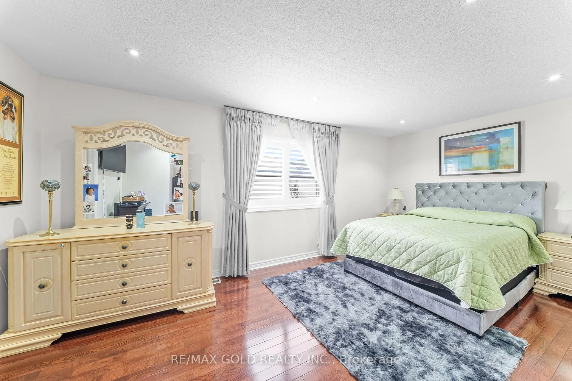 Photo 30 of 53 Linderwood Drive, Brampton, Fletcher's Meadow — HOMEH