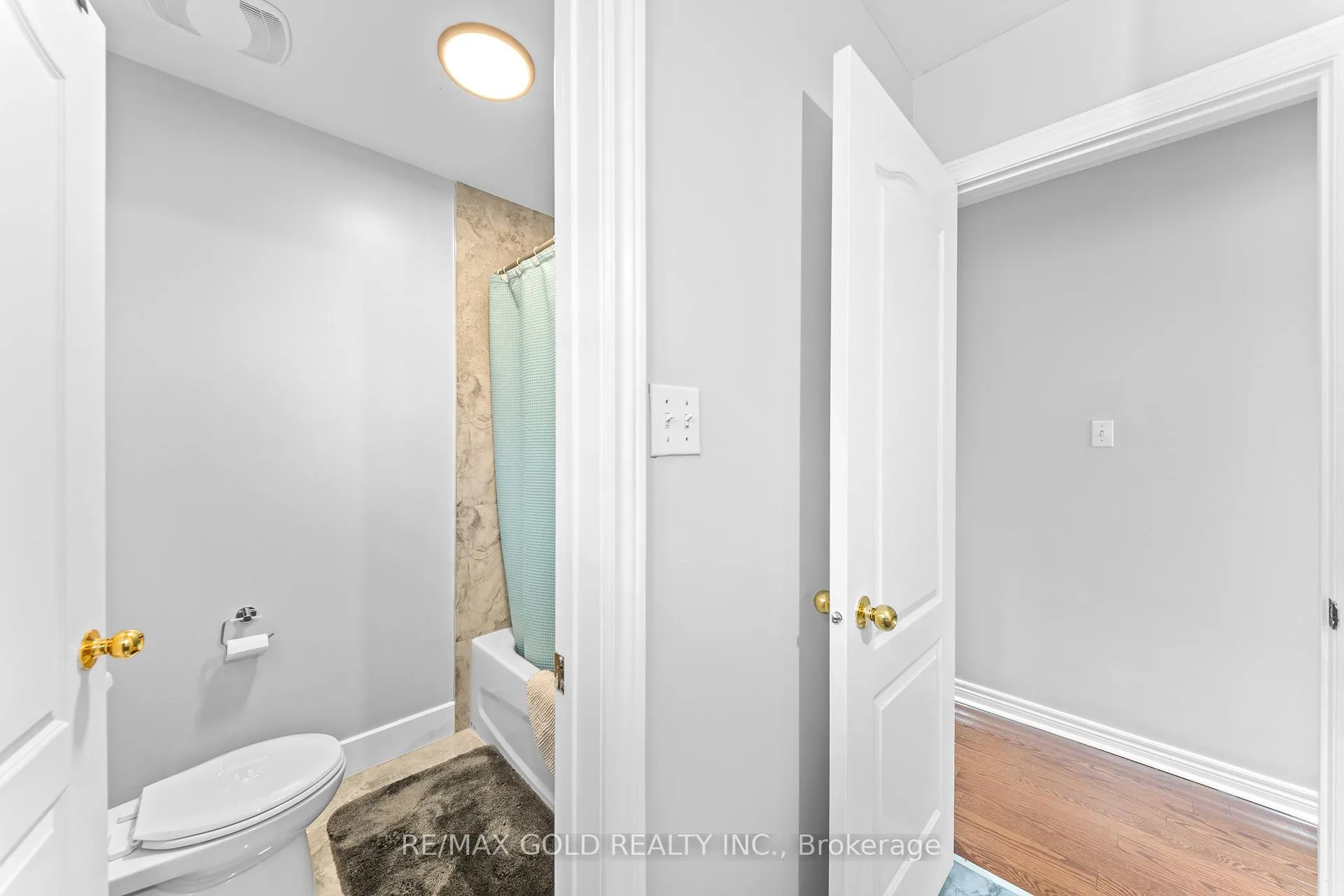 Photo 38 of 53 Linderwood Drive, Brampton, Fletcher's Meadow — HOMEH