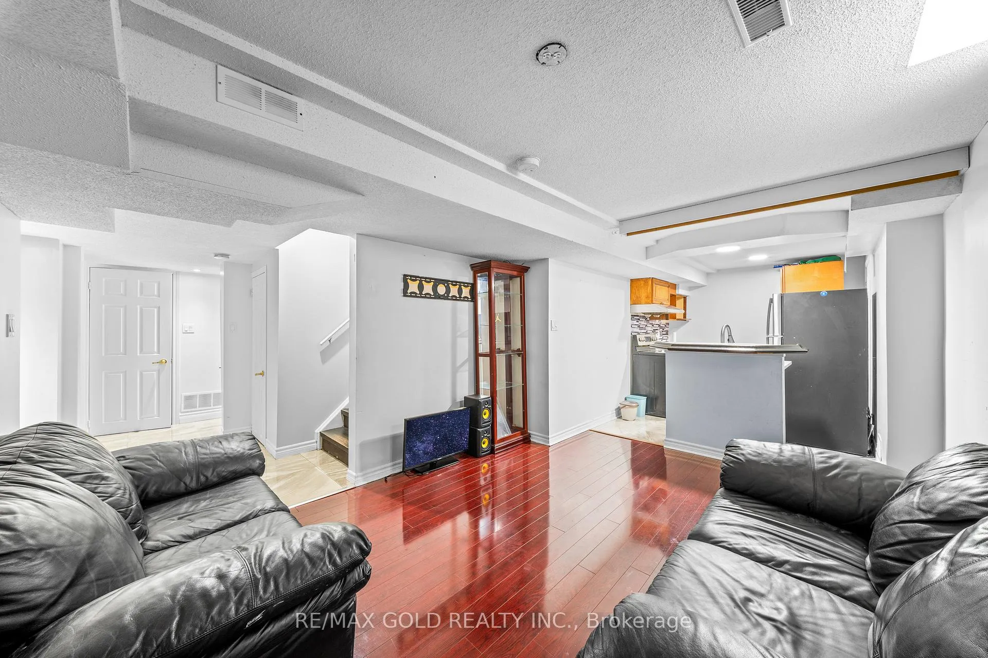 Photo 41 of 53 Linderwood Drive, Brampton, Fletcher's Meadow — HOMEH