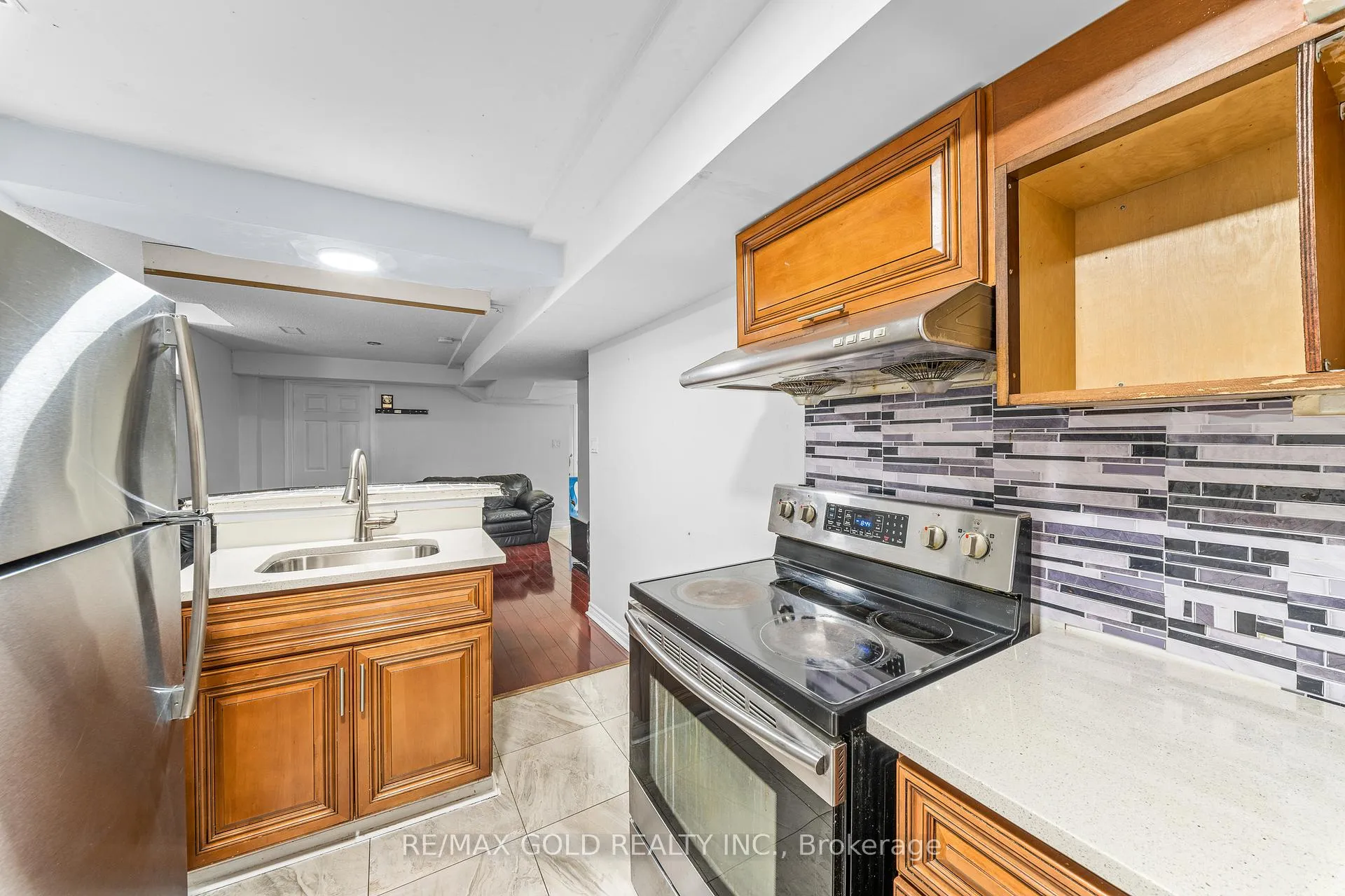 Photo 43 of 53 Linderwood Drive, Brampton, Fletcher's Meadow — HOMEH