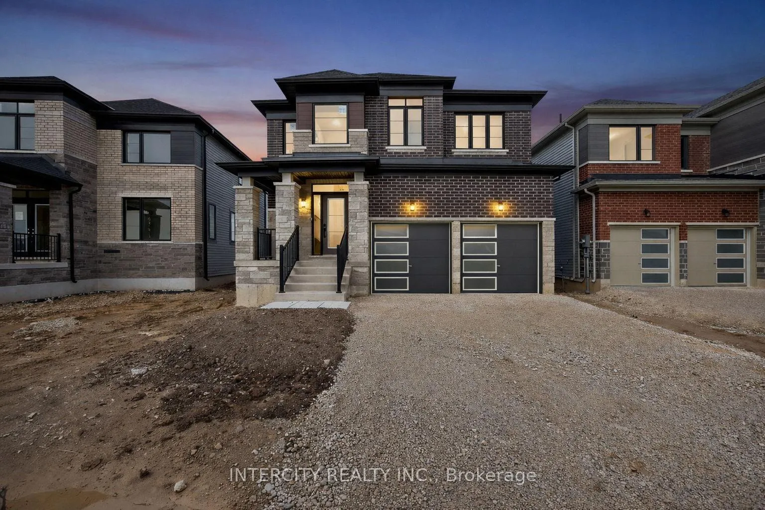 Photo 1 of 34 Legacy Circle, Wasaga Beach — HOMEH