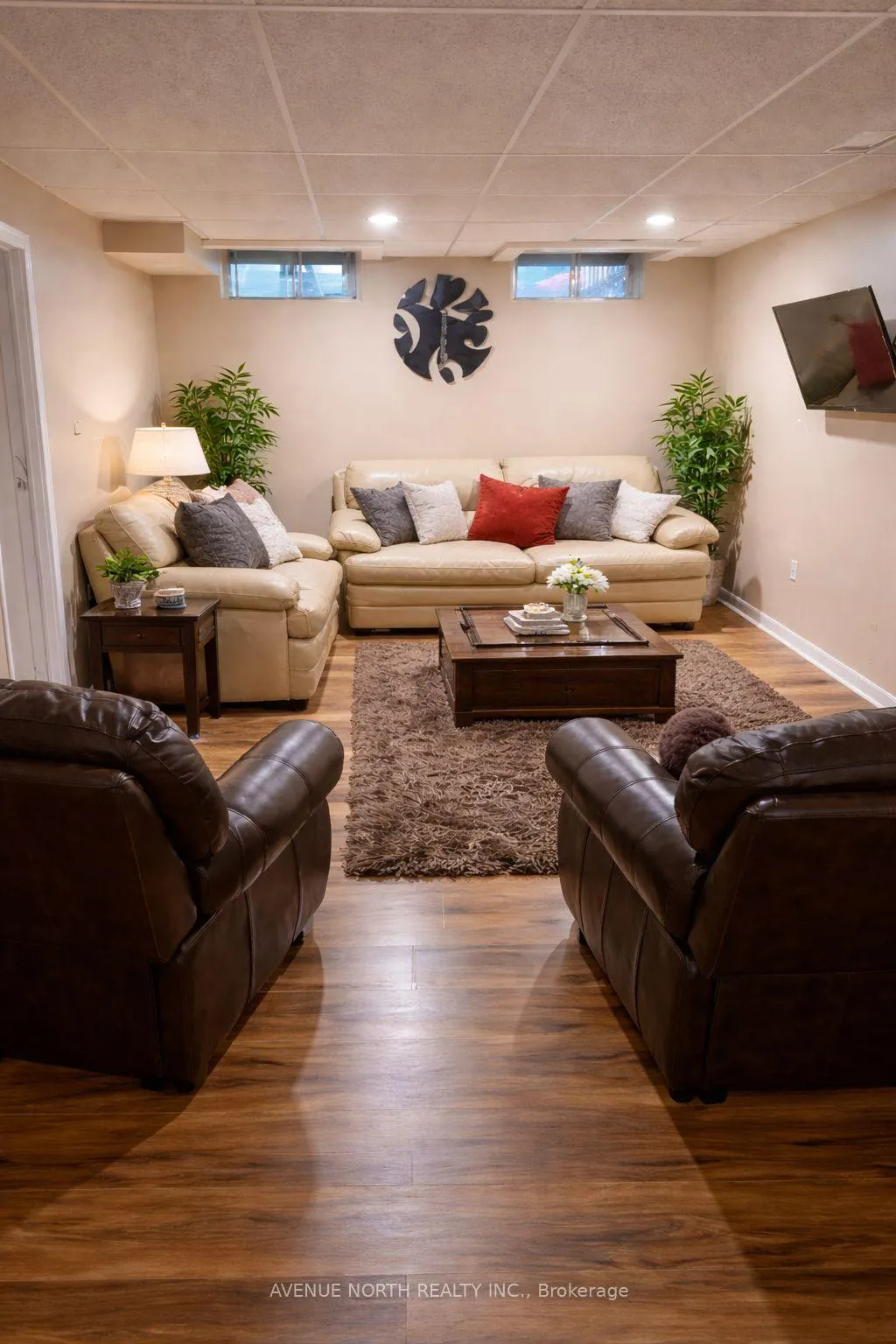 Photo 10 of 1533 Burningtree Court, Ottawa, Orleans/Sunridge — HOMEH