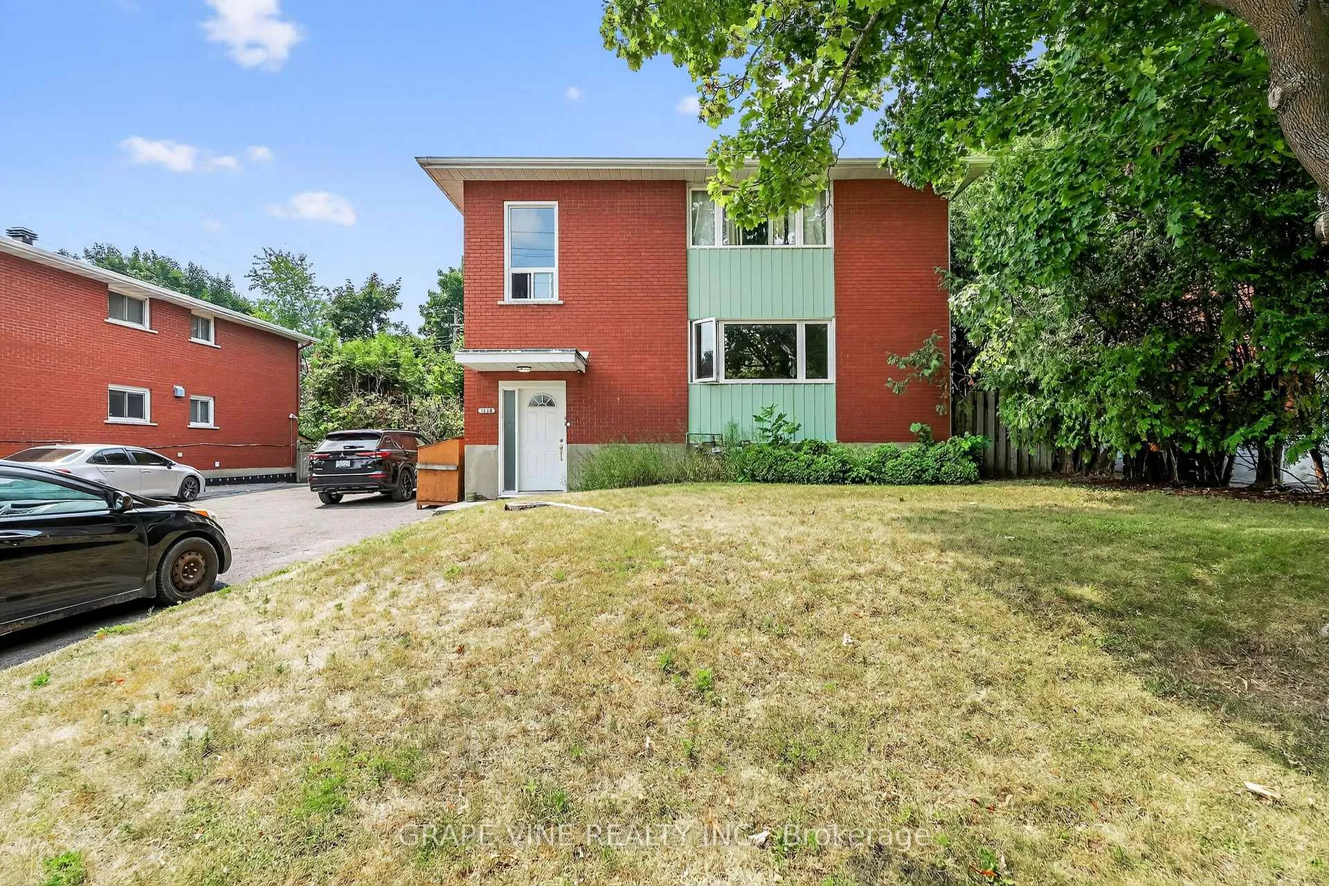 Photo 2 of 1098 Clyde Avenue, Ottawa, Copeland Park — HOMEH