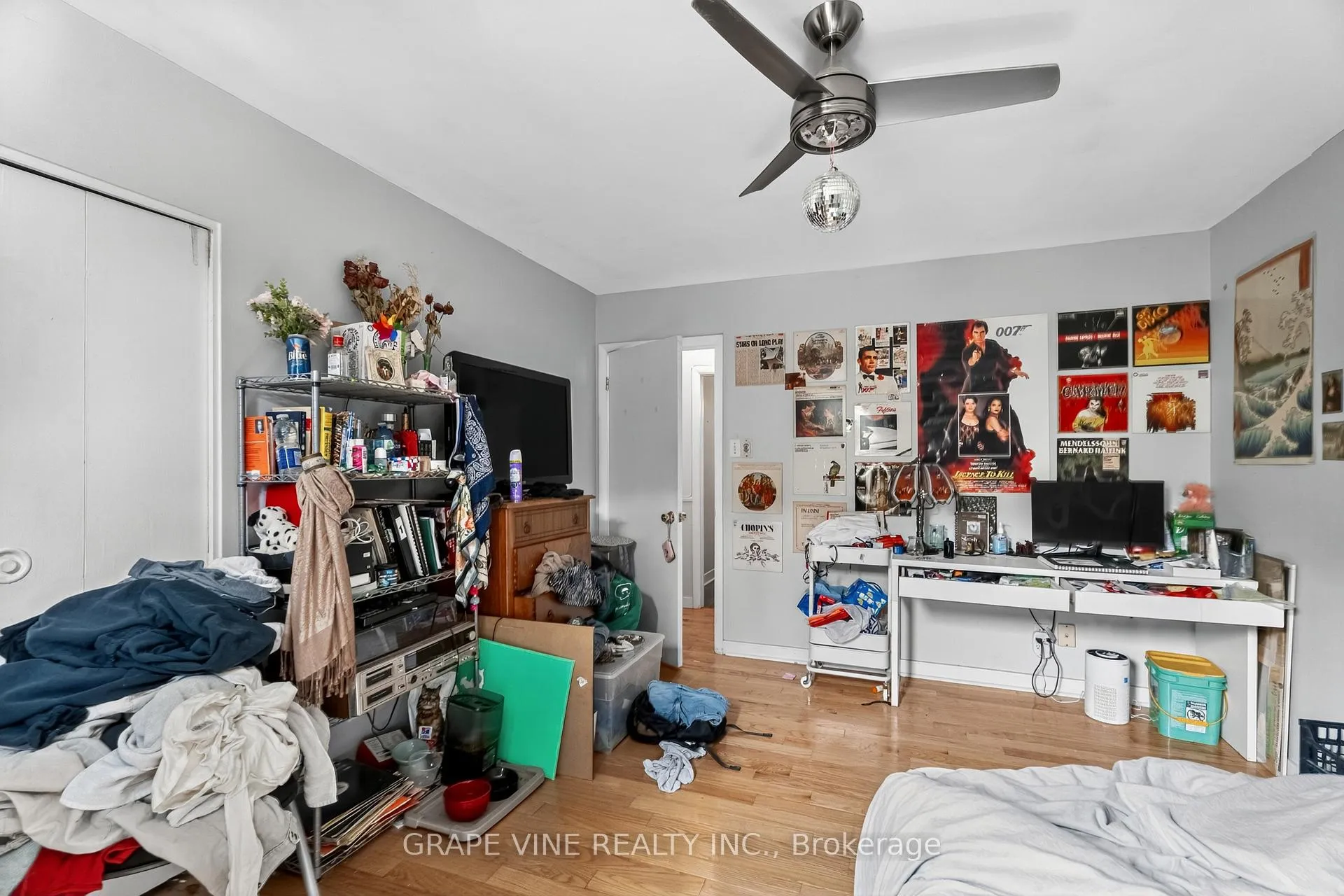 Photo 29 of 1098 Clyde Avenue, Ottawa, Copeland Park — HOMEH