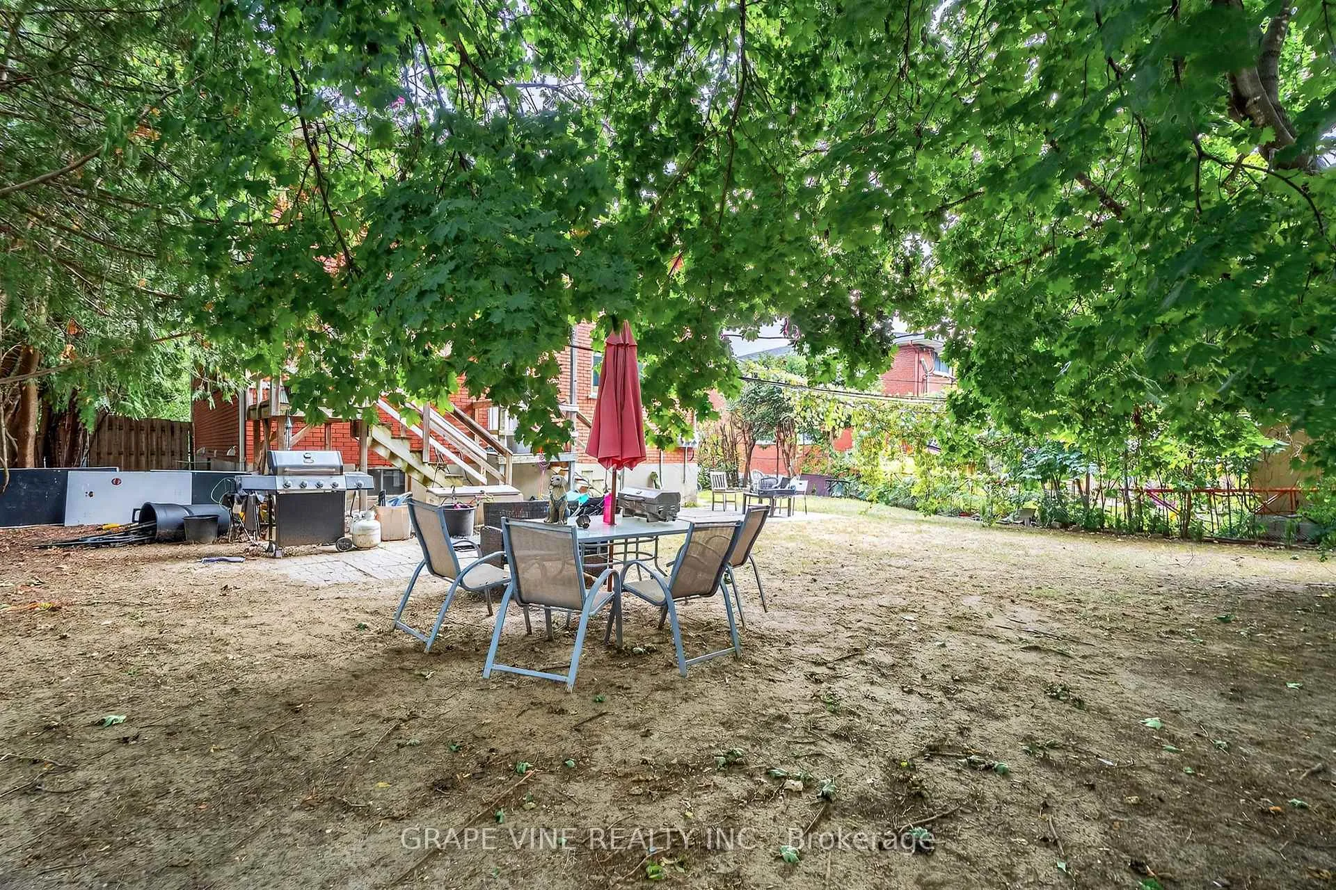 Photo 48 of 1098 Clyde Avenue, Ottawa, Copeland Park — HOMEH