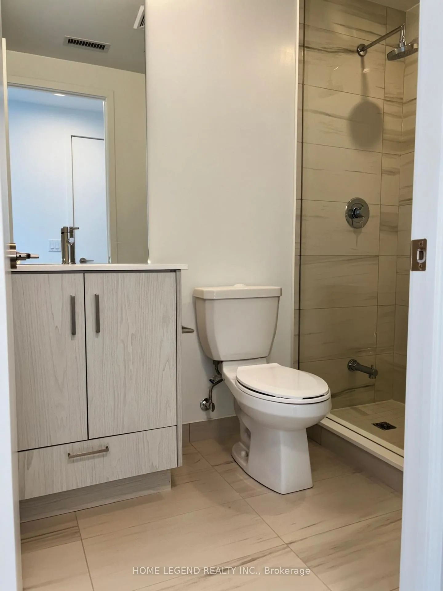 Photo 6 of Unit 3112, 180 Front St E Street, Toronto, Moss Park — HOMEH