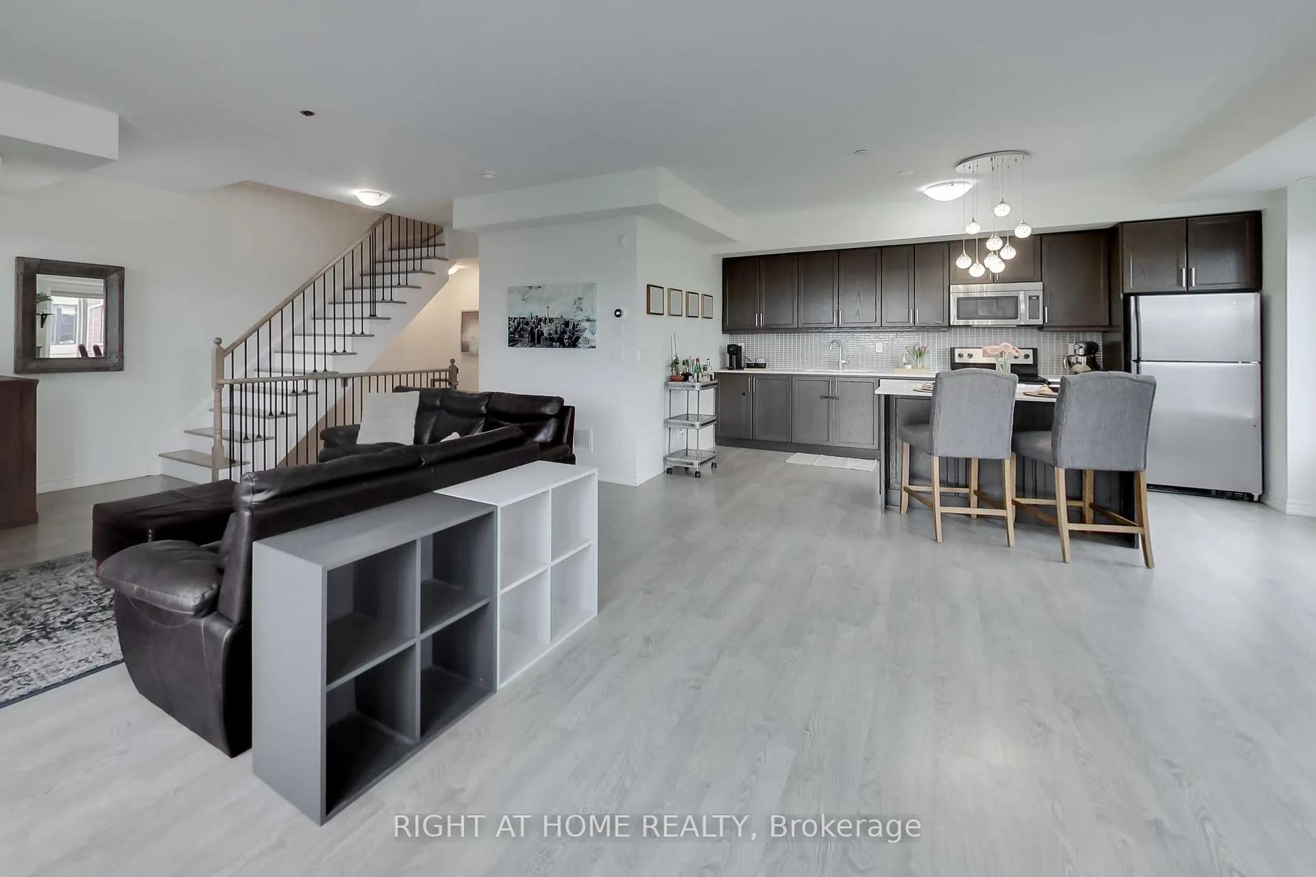 Photo 7 of Unit 75, 30 Carnation Avenue, Etobicoke, Long Branch — HOMEH