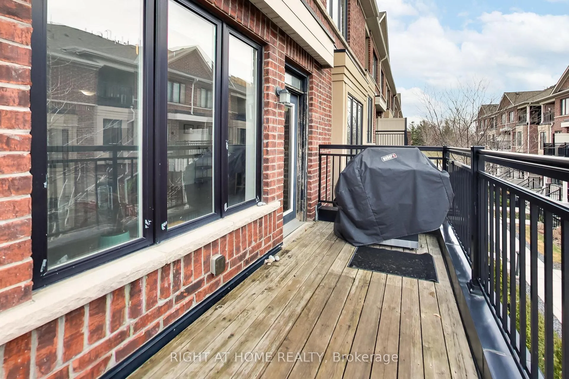Photo 19 of Unit 75, 30 Carnation Avenue, Etobicoke, Long Branch — HOMEH