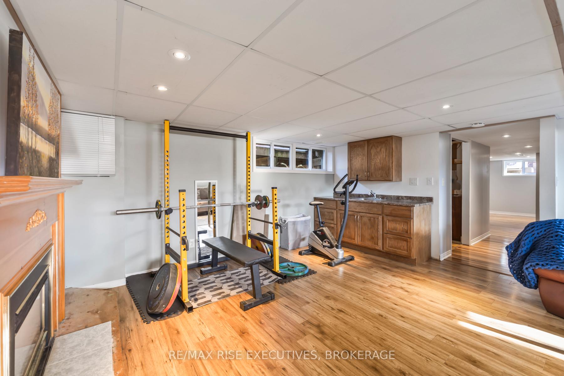 Photo 9 of 62 Briscoe Street, Loyalist, Amherstview — HOMEH