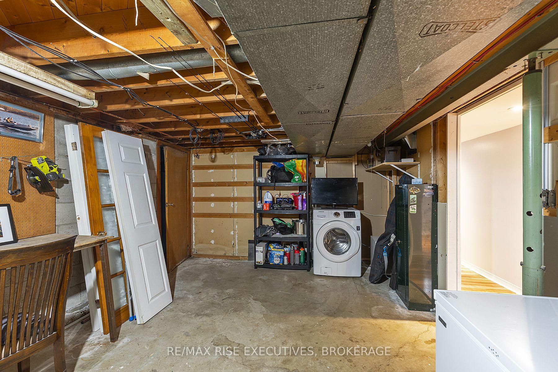 Photo 12 of 62 Briscoe Street, Loyalist, Amherstview — HOMEH