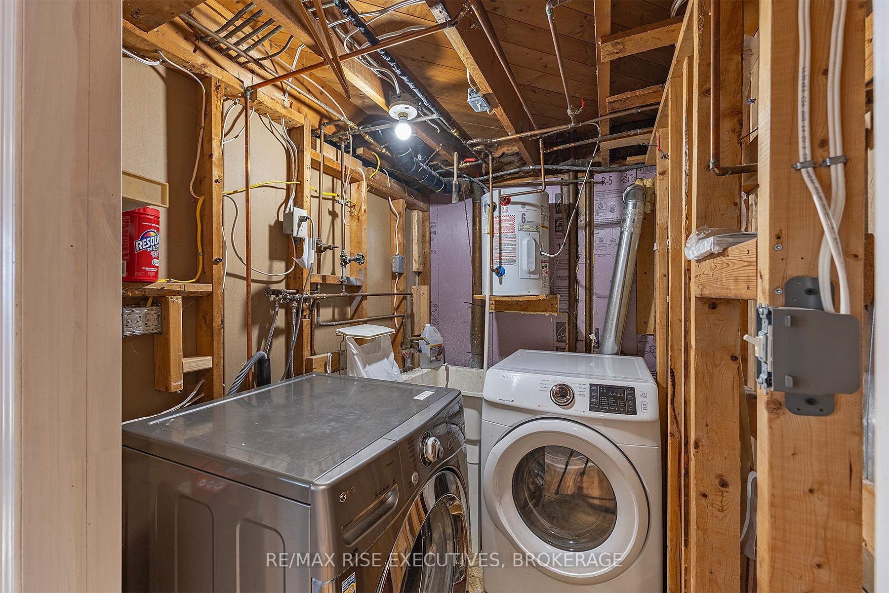 Photo 13 of 62 Briscoe Street, Loyalist, Amherstview — HOMEH
