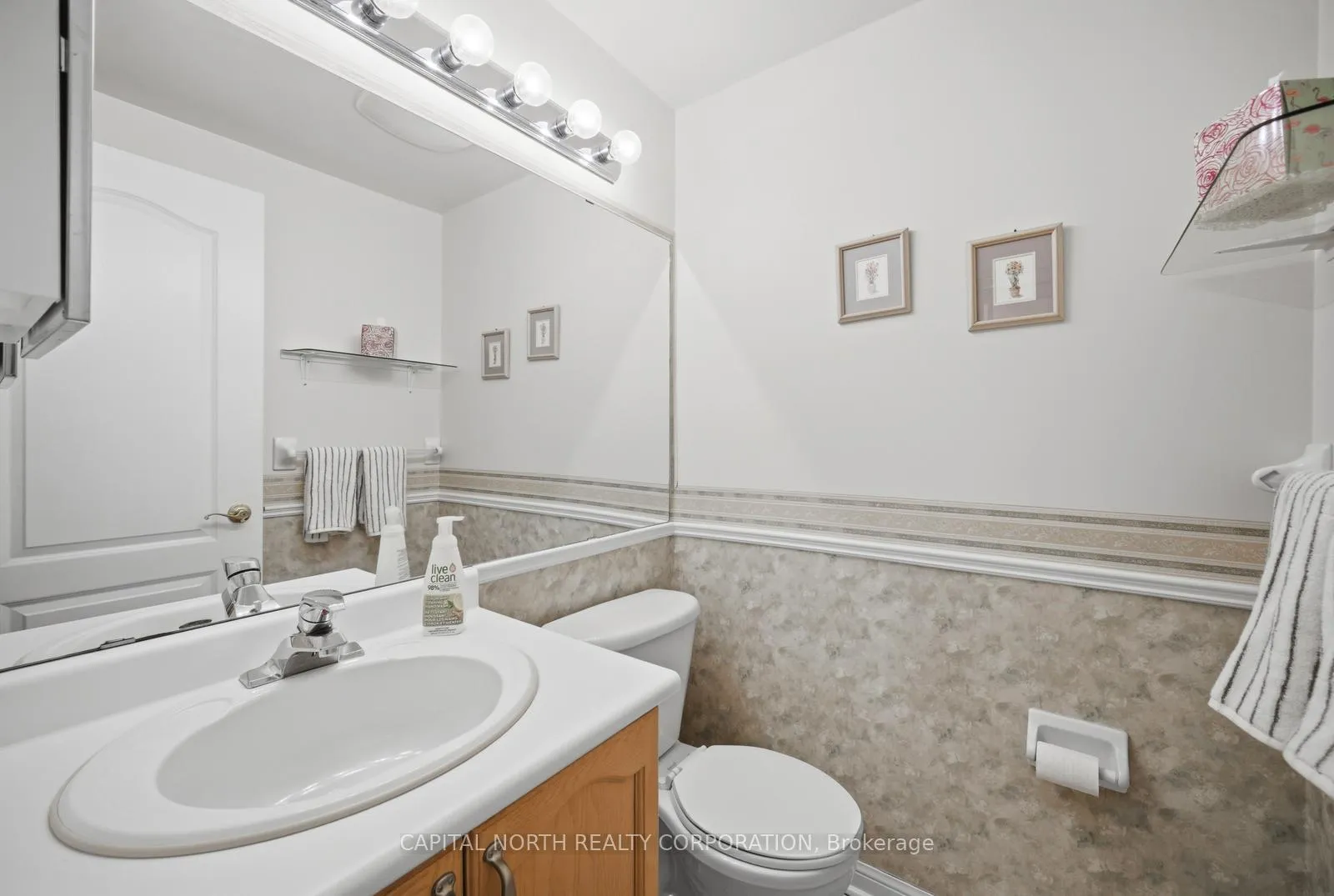 Photo 22 of Unit 513, 2506 Rutherford Road, Vaughan, Maple — HOMEH