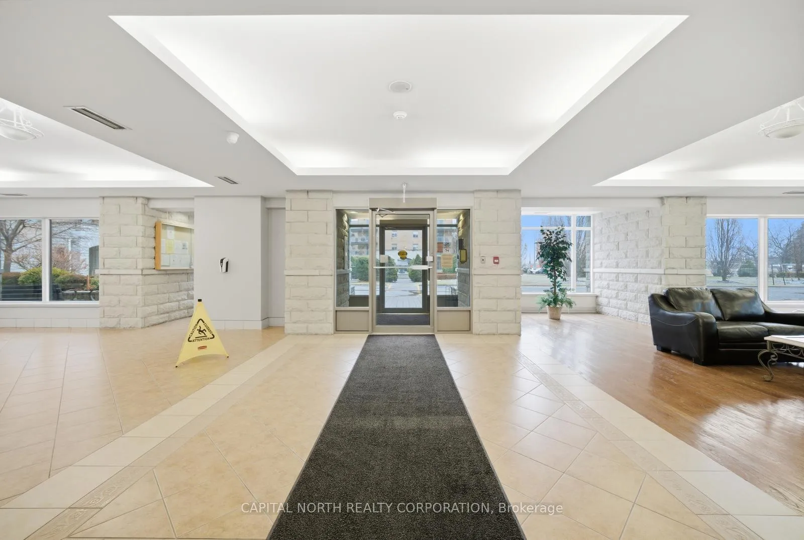 Photo 26 of Unit 513, 2506 Rutherford Road, Vaughan, Maple — HOMEH