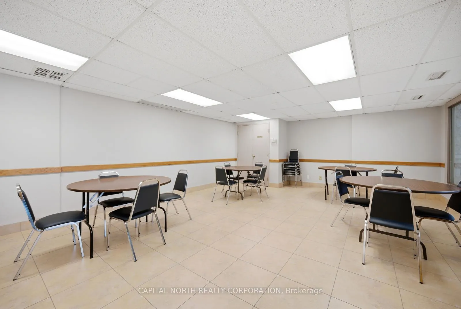 Photo 30 of Unit 513, 2506 Rutherford Road, Vaughan, Maple — HOMEH