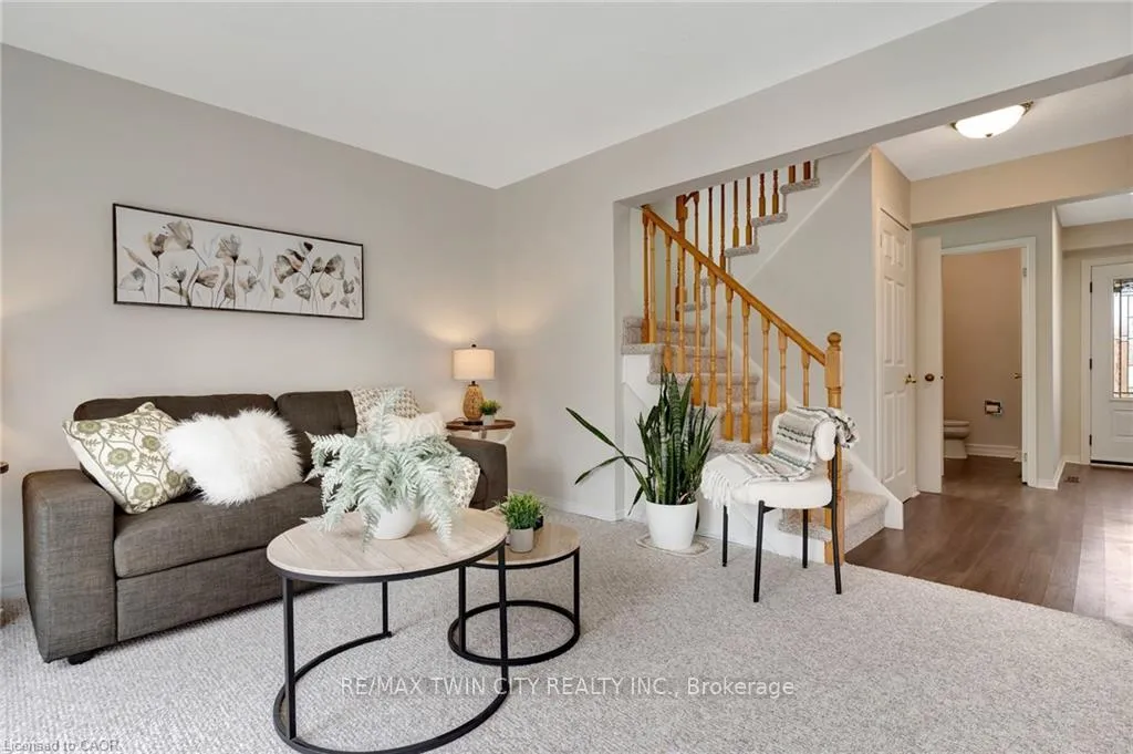 Photo 17 of 2427 Headon Forest Drive, Burlington, Headon — HOMEH
