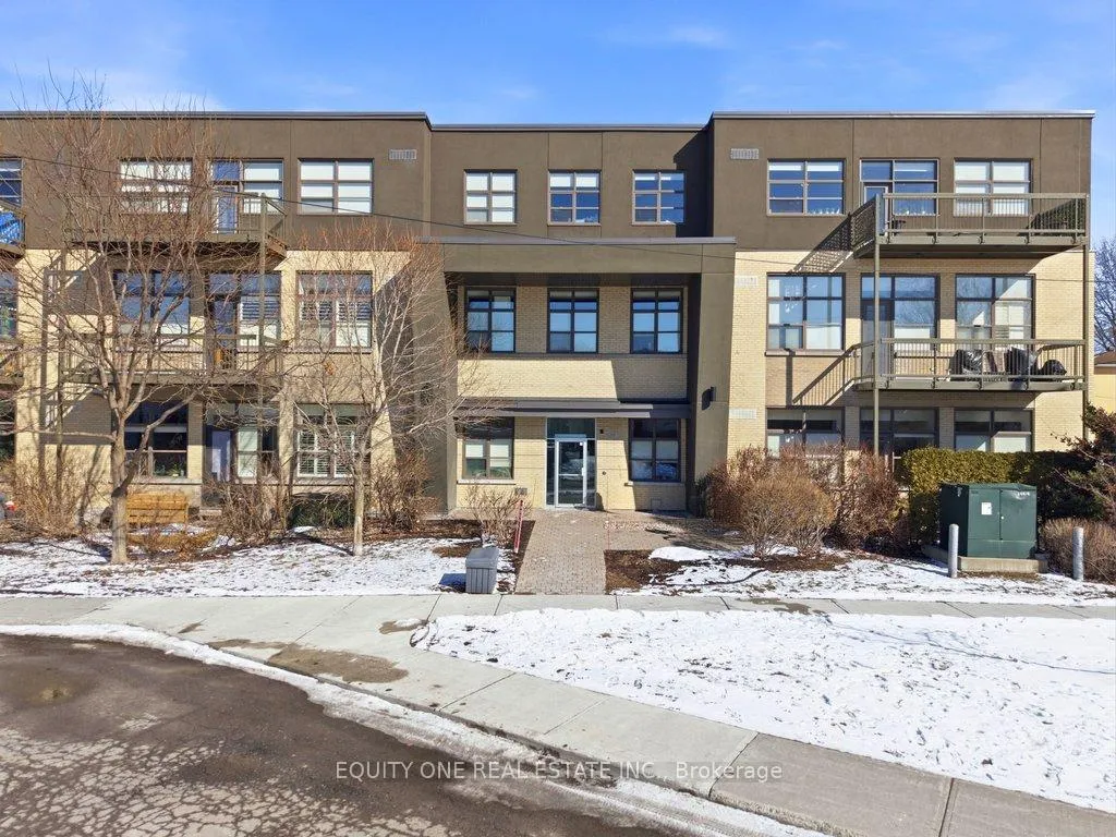 Front of Unit 203, 345 St Denis Street