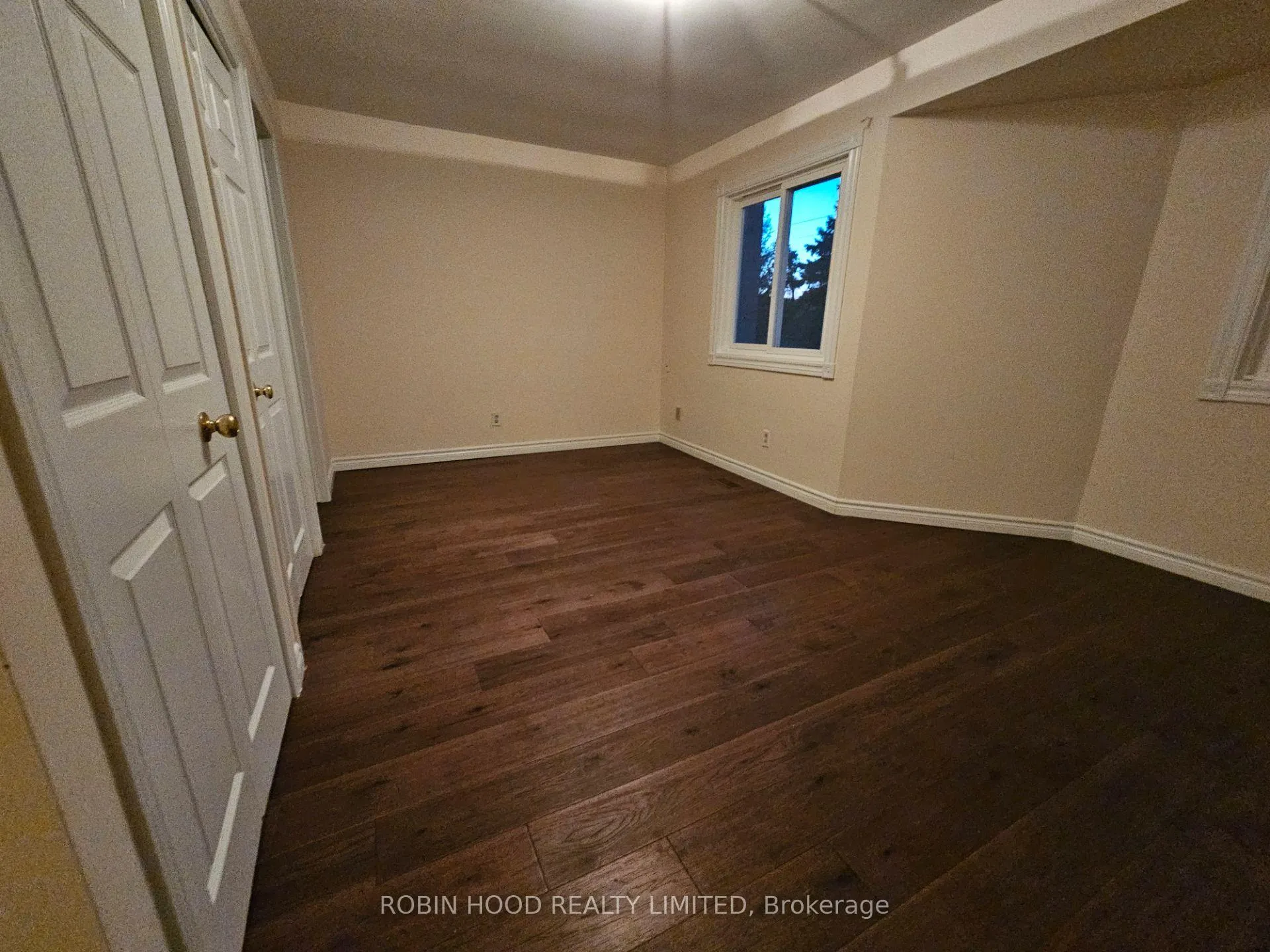 Photo 10 of Unit 21, 26 Moss Boulevard, Hamilton, Dundas — HOMEH