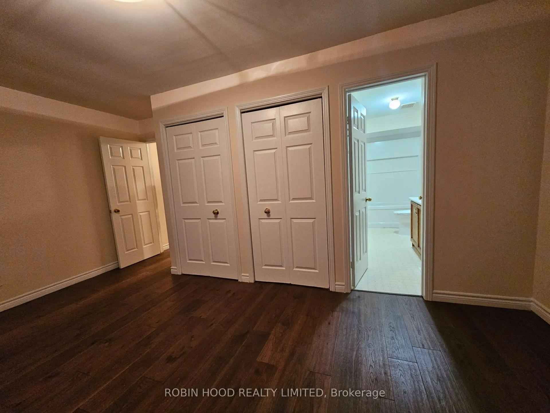 Photo 11 of Unit 21, 26 Moss Boulevard, Hamilton, Dundas — HOMEH