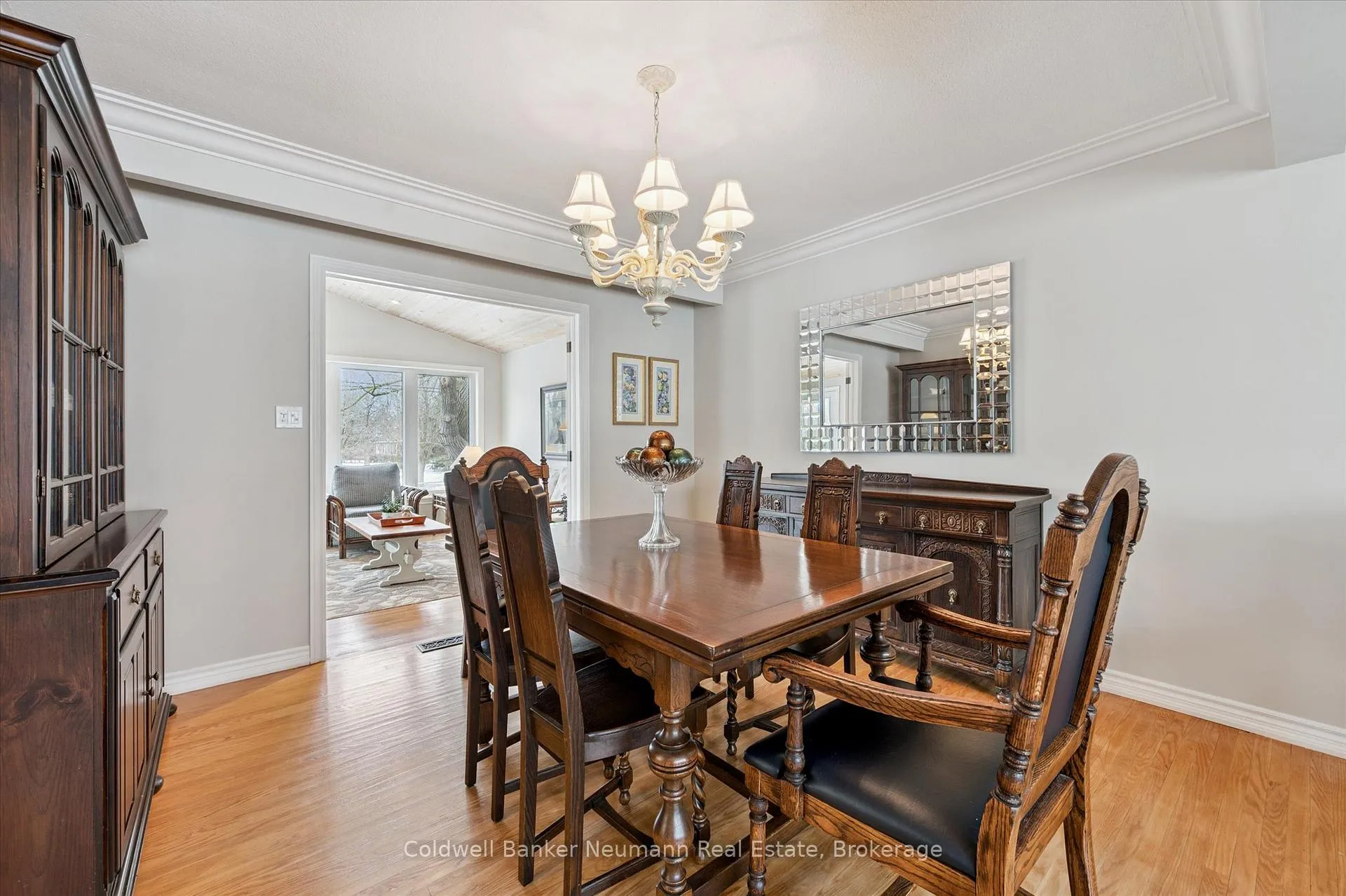 Photo 7 of 16 Colborn Street, Guelph, Kortright East — HOMEH