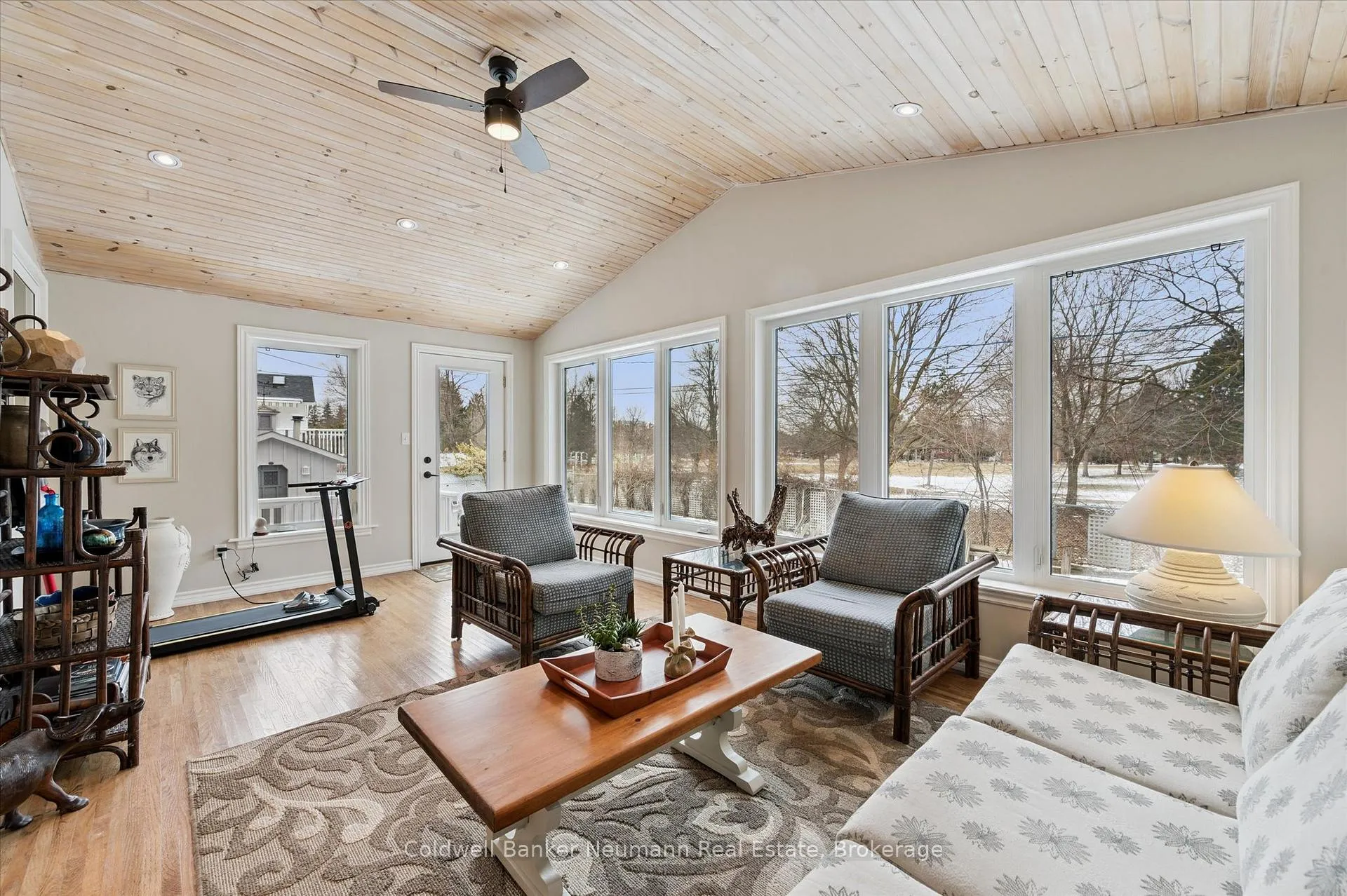 Photo 8 of 16 Colborn Street, Guelph, Kortright East — HOMEH
