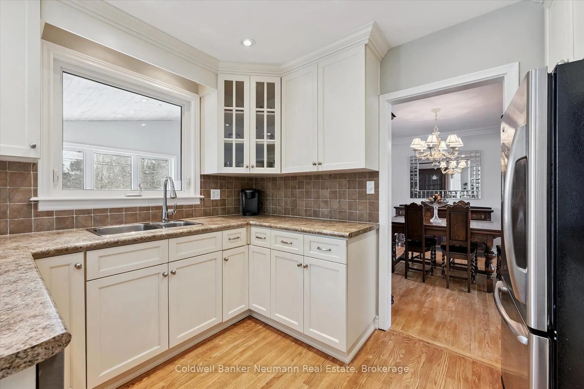 Photo 11 of 16 Colborn Street, Guelph, Kortright East — HOMEH