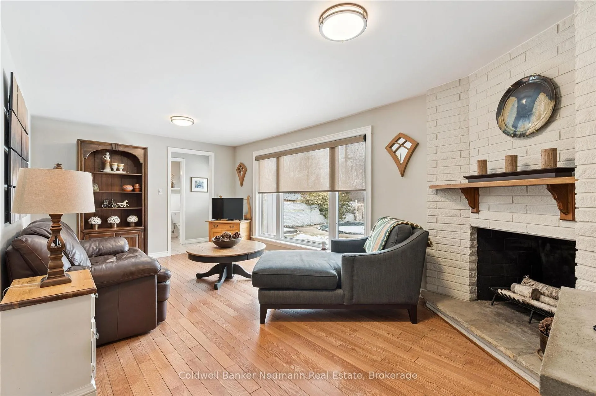 Photo 14 of 16 Colborn Street, Guelph, Kortright East — HOMEH