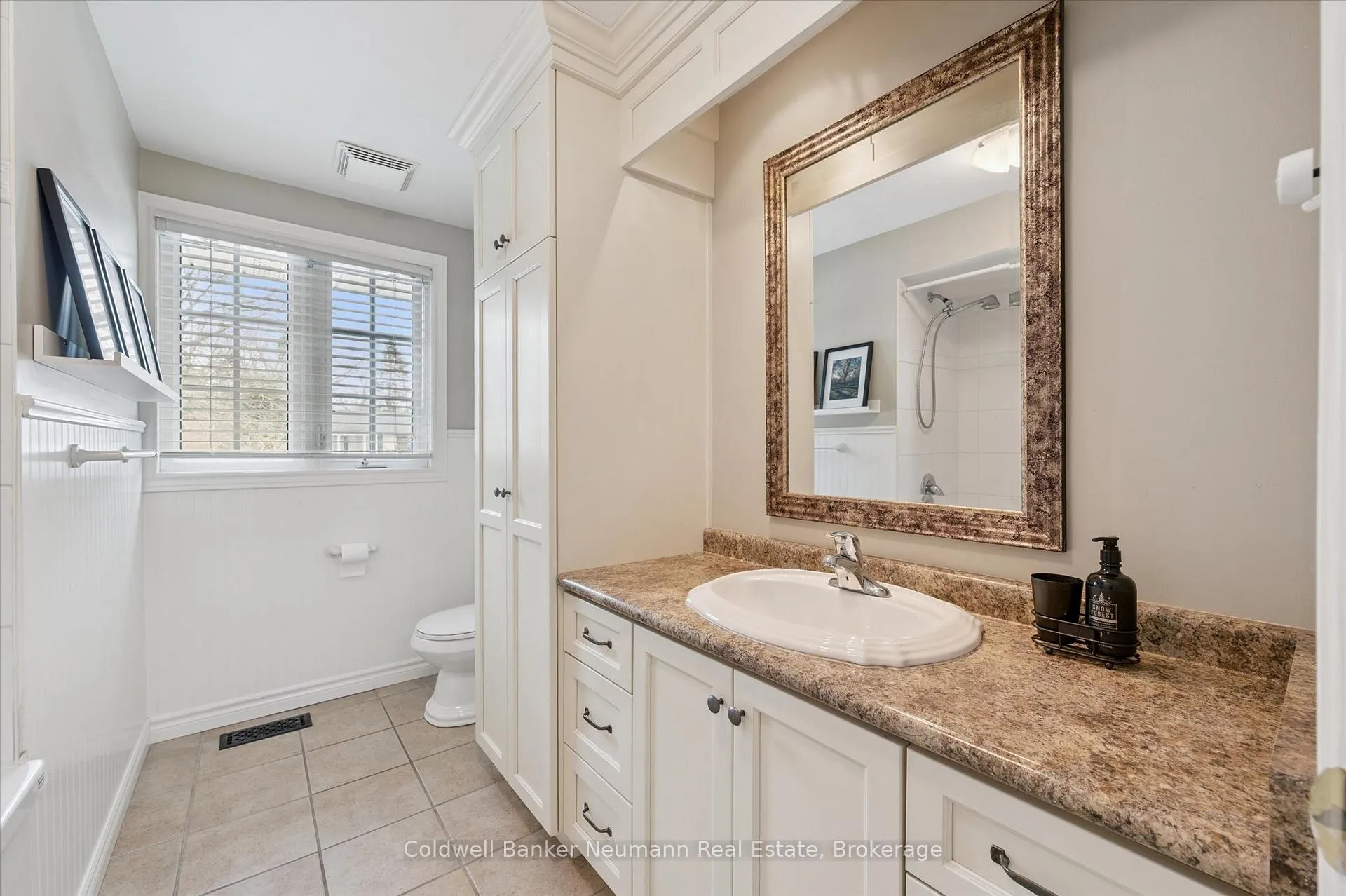 Photo 20 of 16 Colborn Street, Guelph, Kortright East — HOMEH