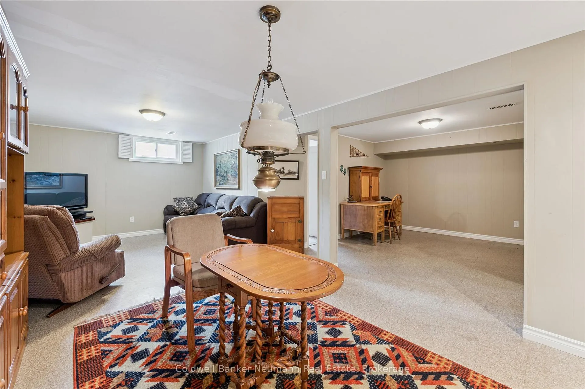 Photo 23 of 16 Colborn Street, Guelph, Kortright East — HOMEH