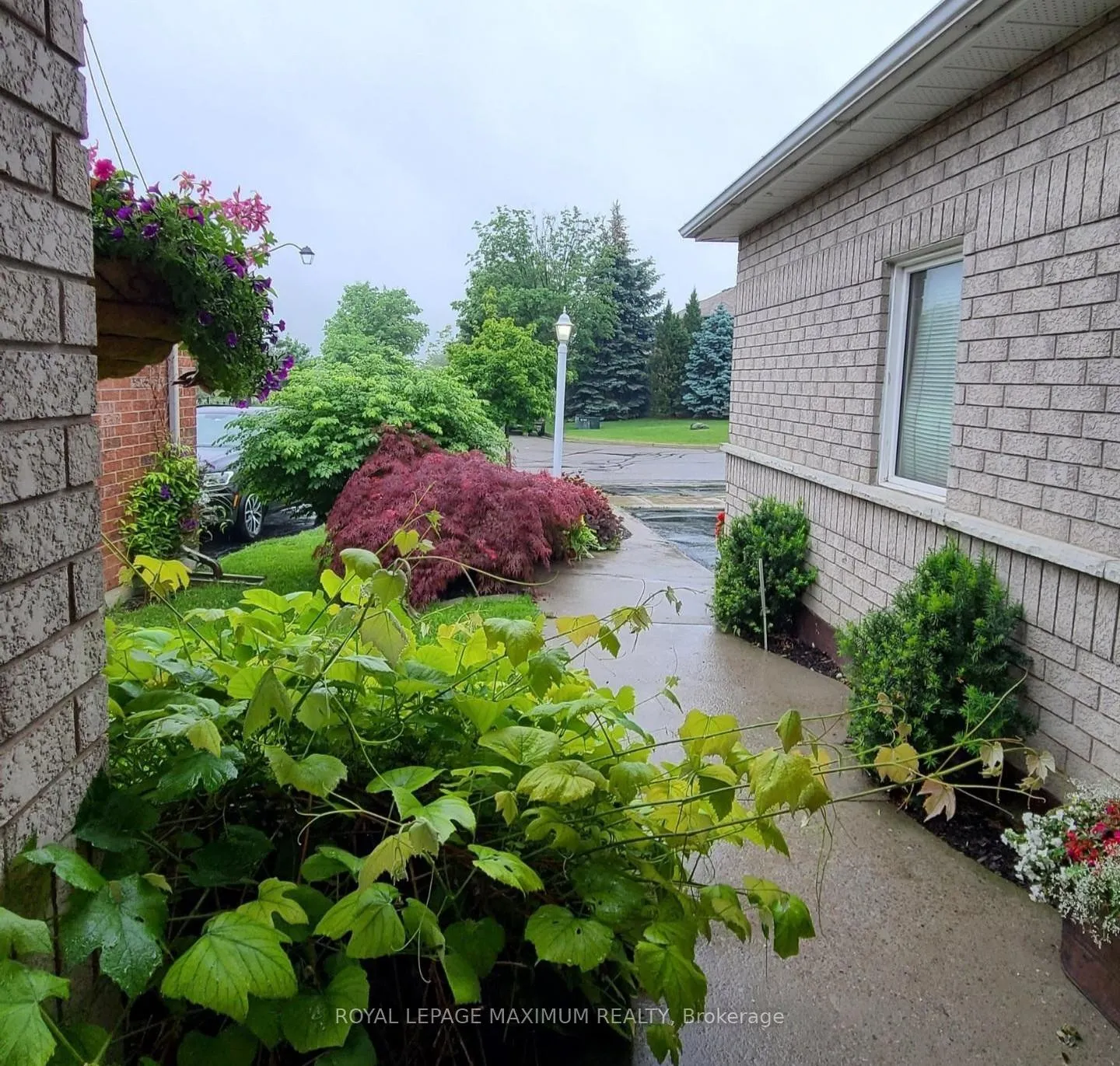 Photo 3 of 50 Panorama Crescent, Vaughan, Elder Mills — HOMEH