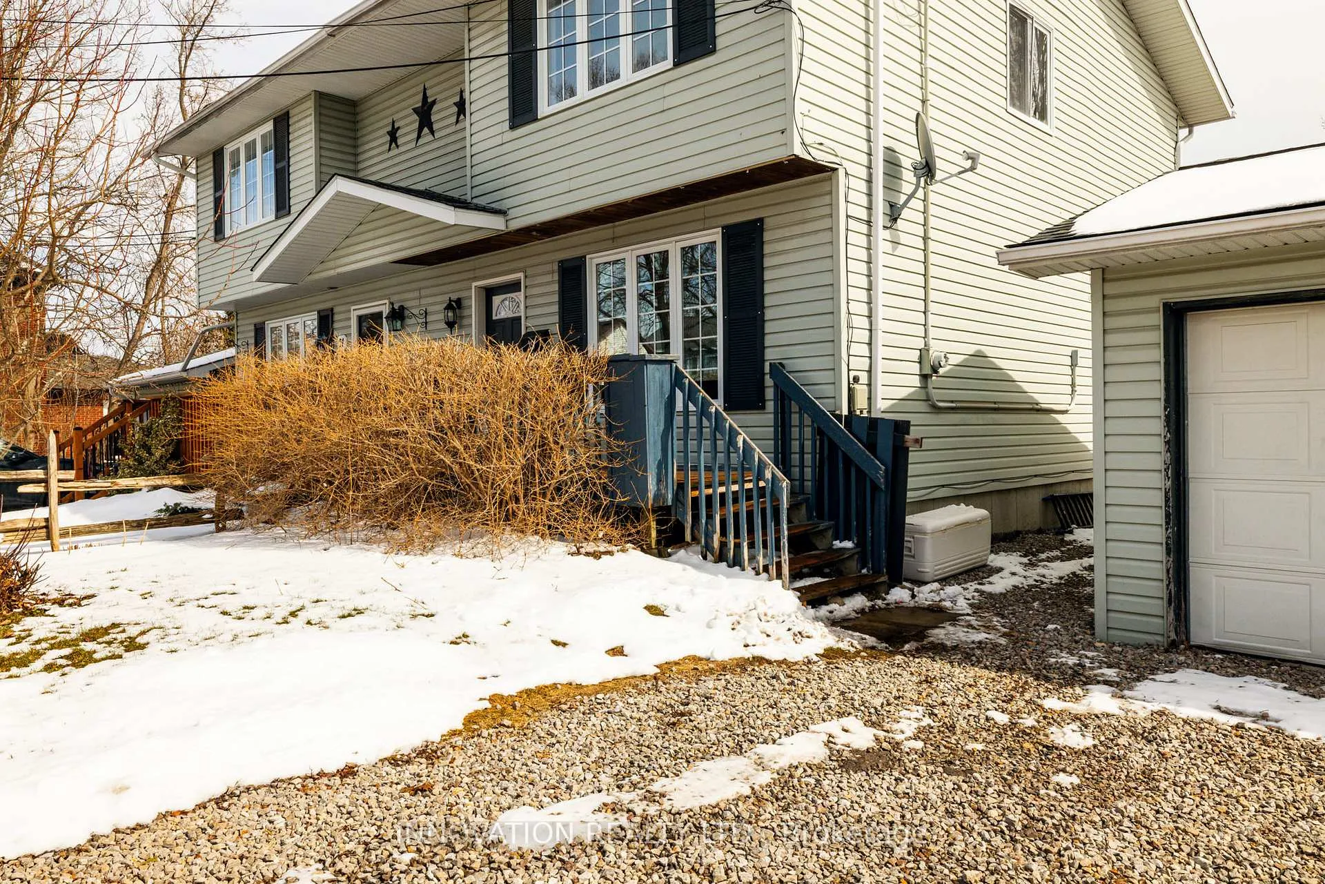 Photo 6 of 19 Thomas Street, Smiths Falls — HOMEH