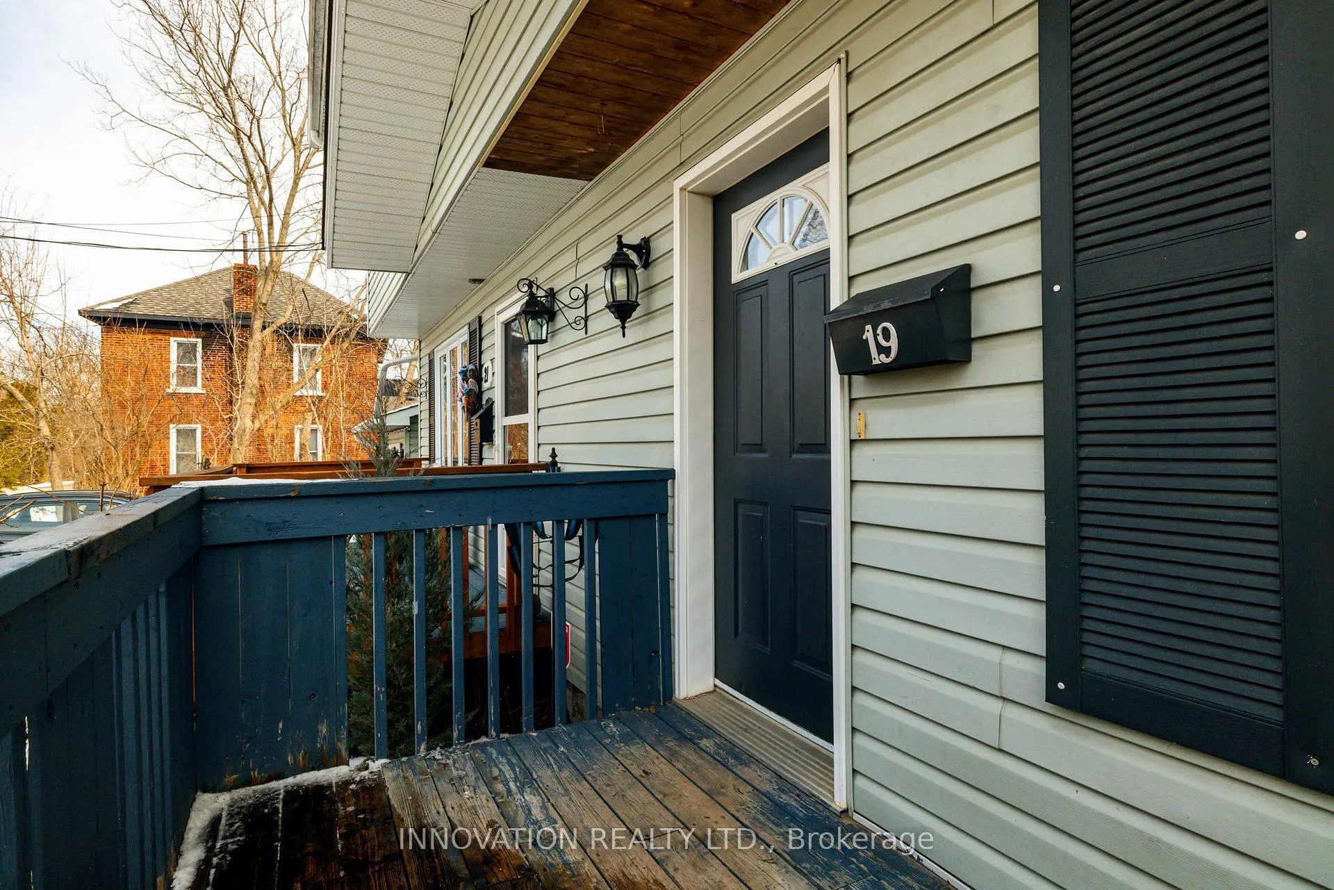 Photo 8 of 19 Thomas Street, Smiths Falls — HOMEH