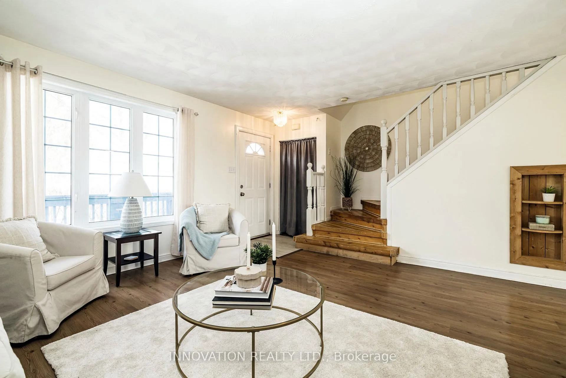 Photo 12 of 19 Thomas Street, Smiths Falls — HOMEH