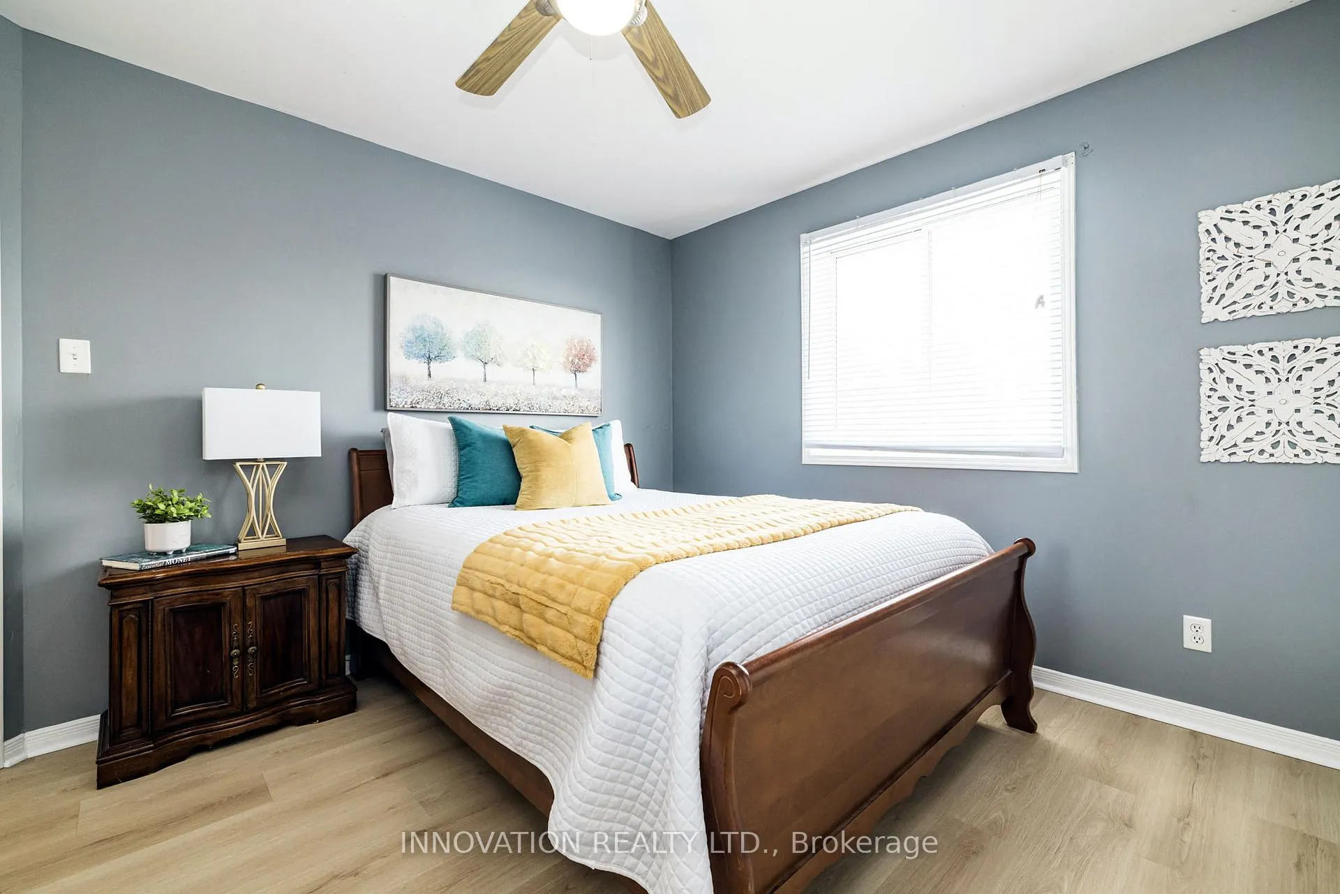 Photo 23 of 19 Thomas Street, Smiths Falls — HOMEH