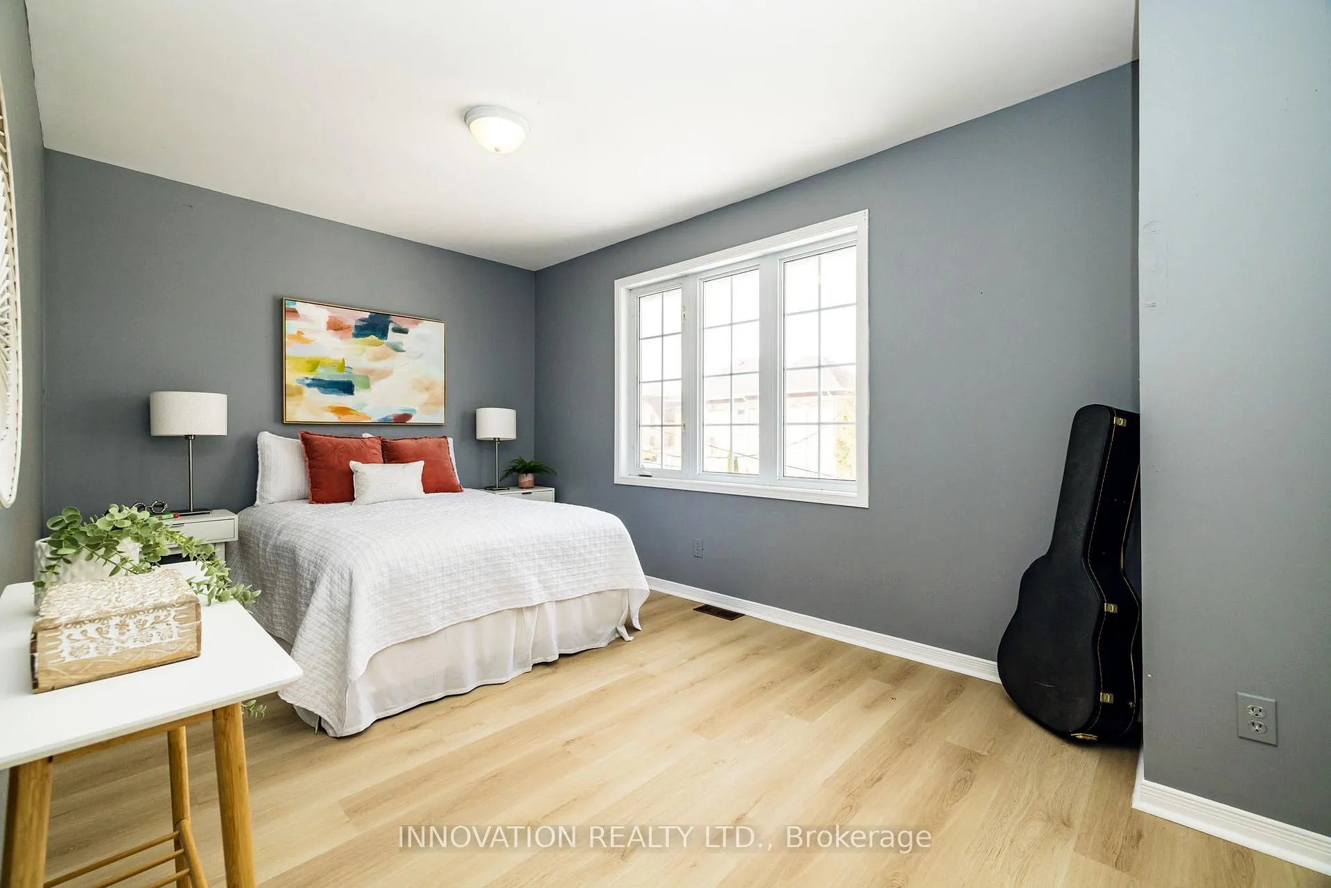 Photo 30 of 19 Thomas Street, Smiths Falls — HOMEH
