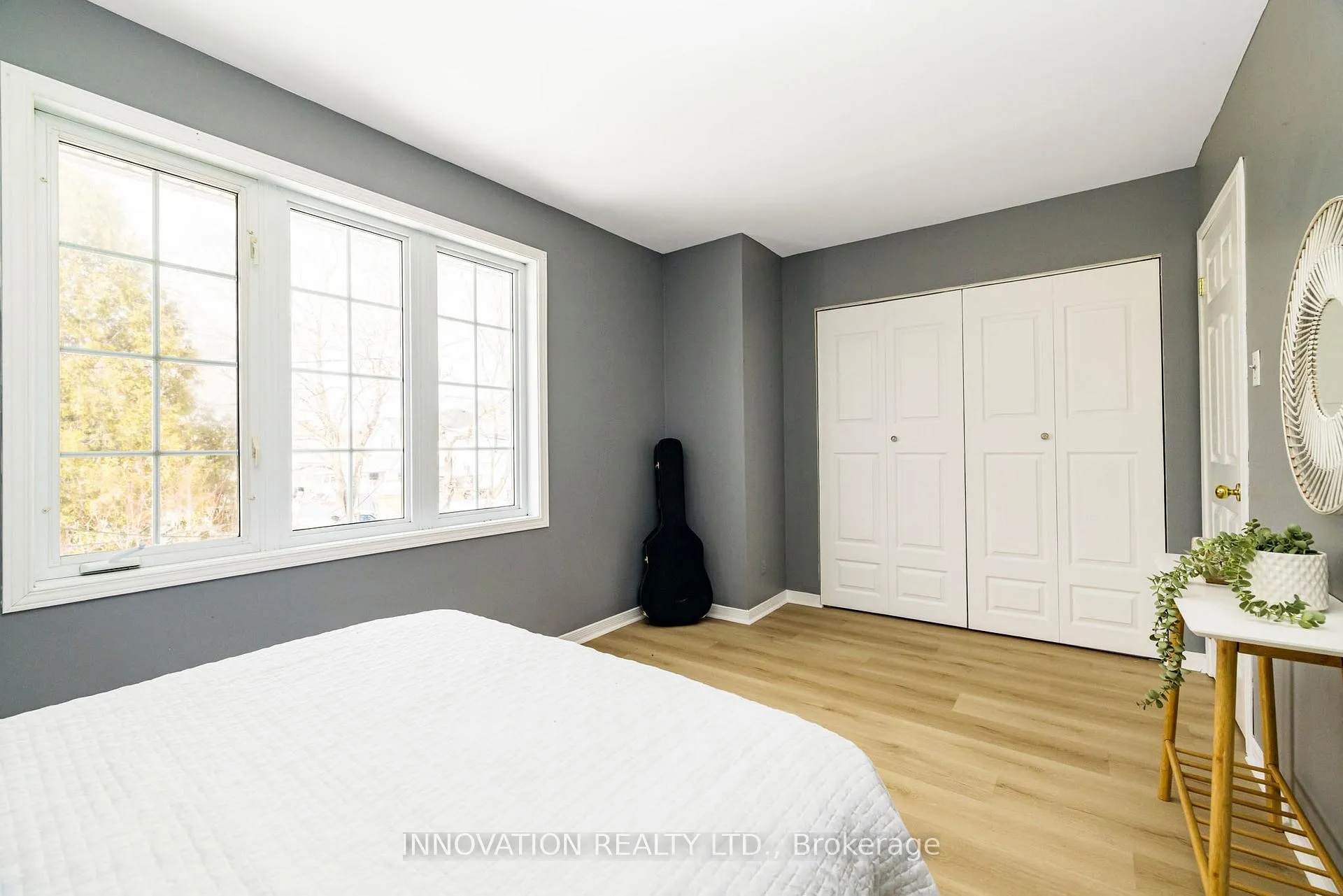 Photo 32 of 19 Thomas Street, Smiths Falls — HOMEH