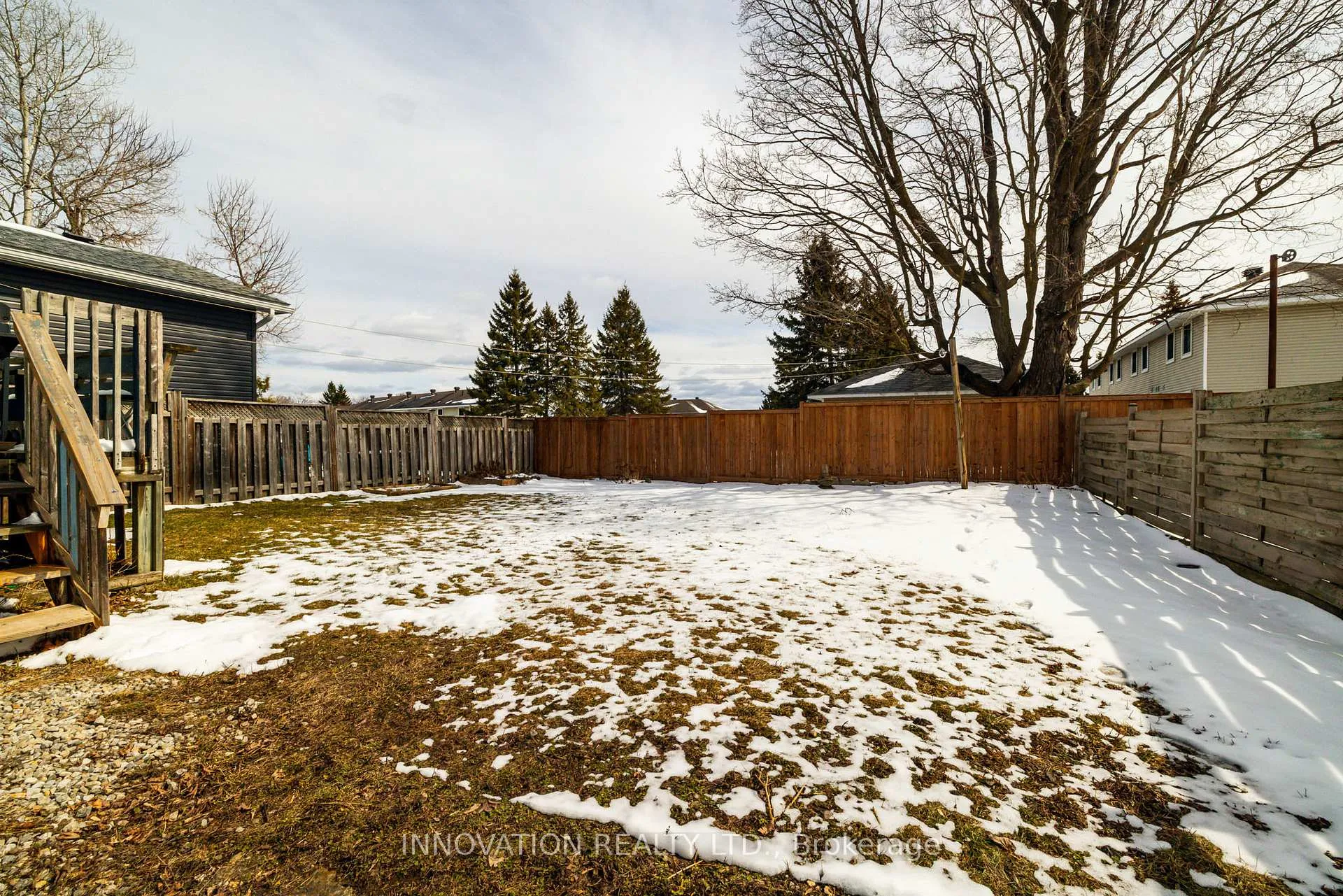 Photo 38 of 19 Thomas Street, Smiths Falls — HOMEH