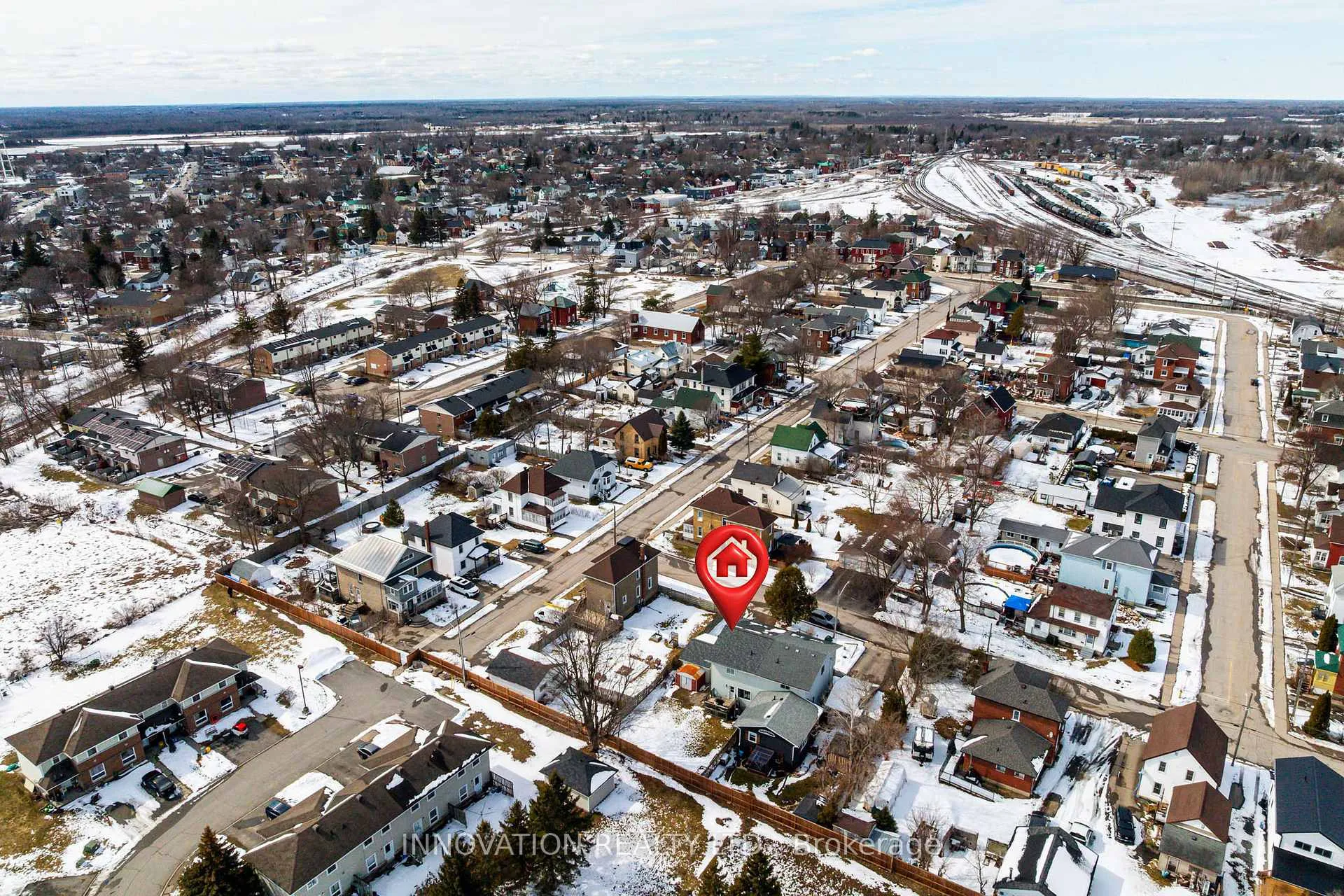 Photo 46 of 19 Thomas Street, Smiths Falls — HOMEH