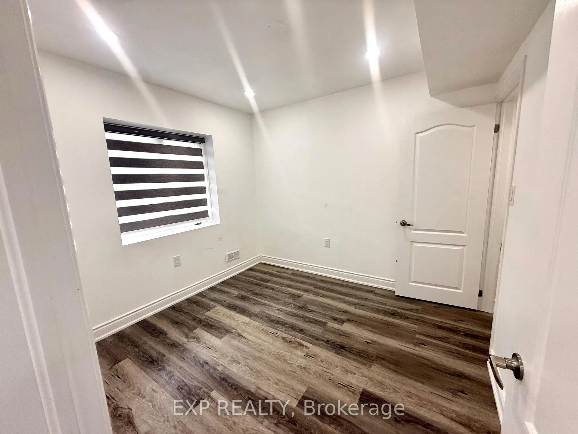 Photo 10 of 11 Flagg Avenue, Brant, Paris — HOMEH