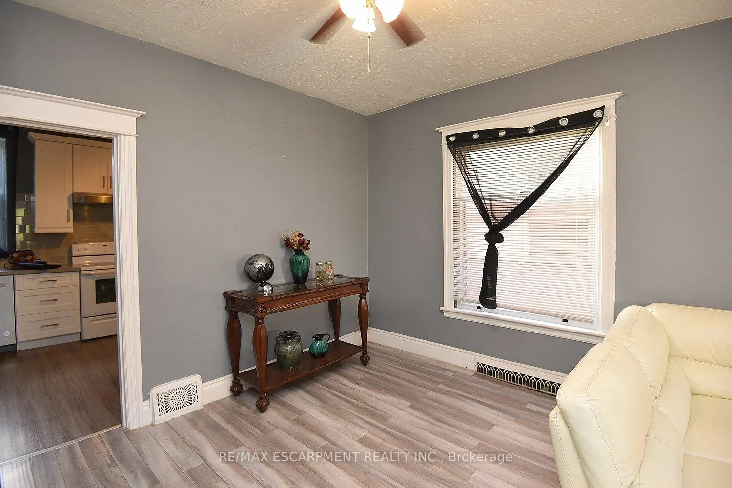 Photo 7 of 56 Kinrade Avenue, Hamilton, Gibson — HOMEH