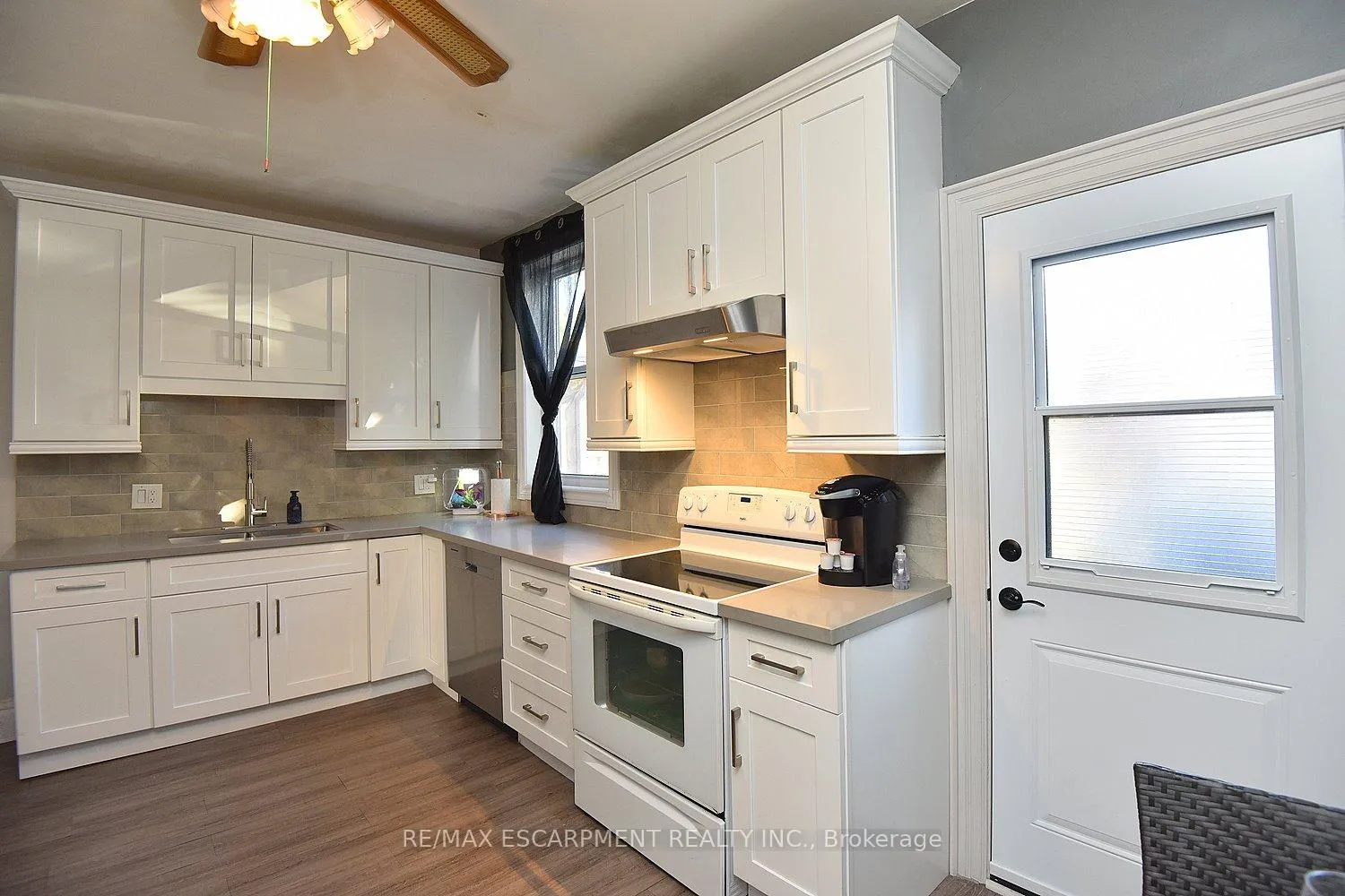 Photo 9 of 56 Kinrade Avenue, Hamilton, Gibson — HOMEH