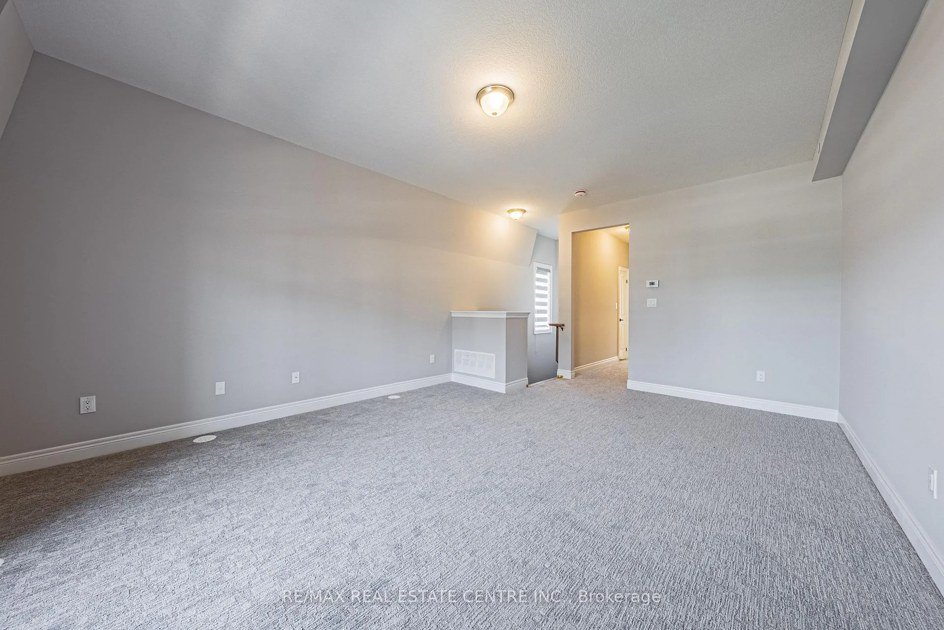 Photo 33 of Unit 41, 260 Melody Cmn, Oakville, River Oaks — HOMEH