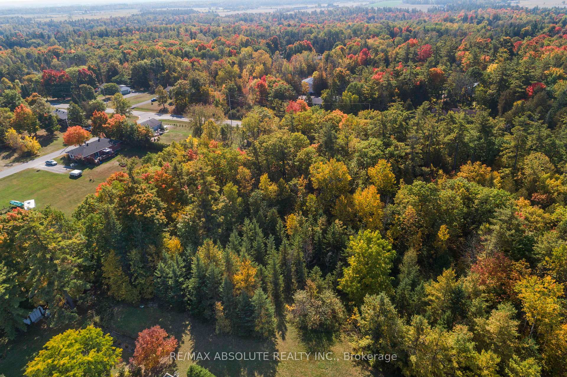 Photo 7 of 02 Braecrest Avenue, McNab/Braeside, Mcnab/Braeside Twps — HOMEH